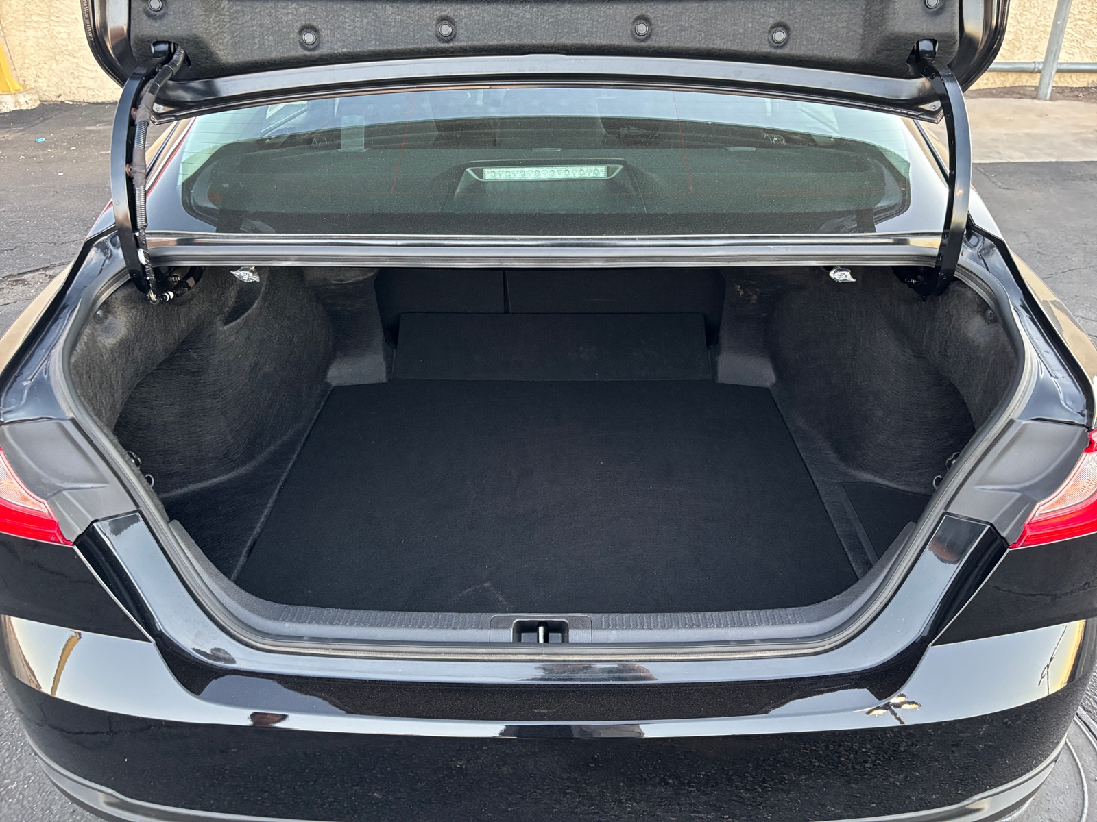 Thumbnail: 2025 Toyota Camry - 6