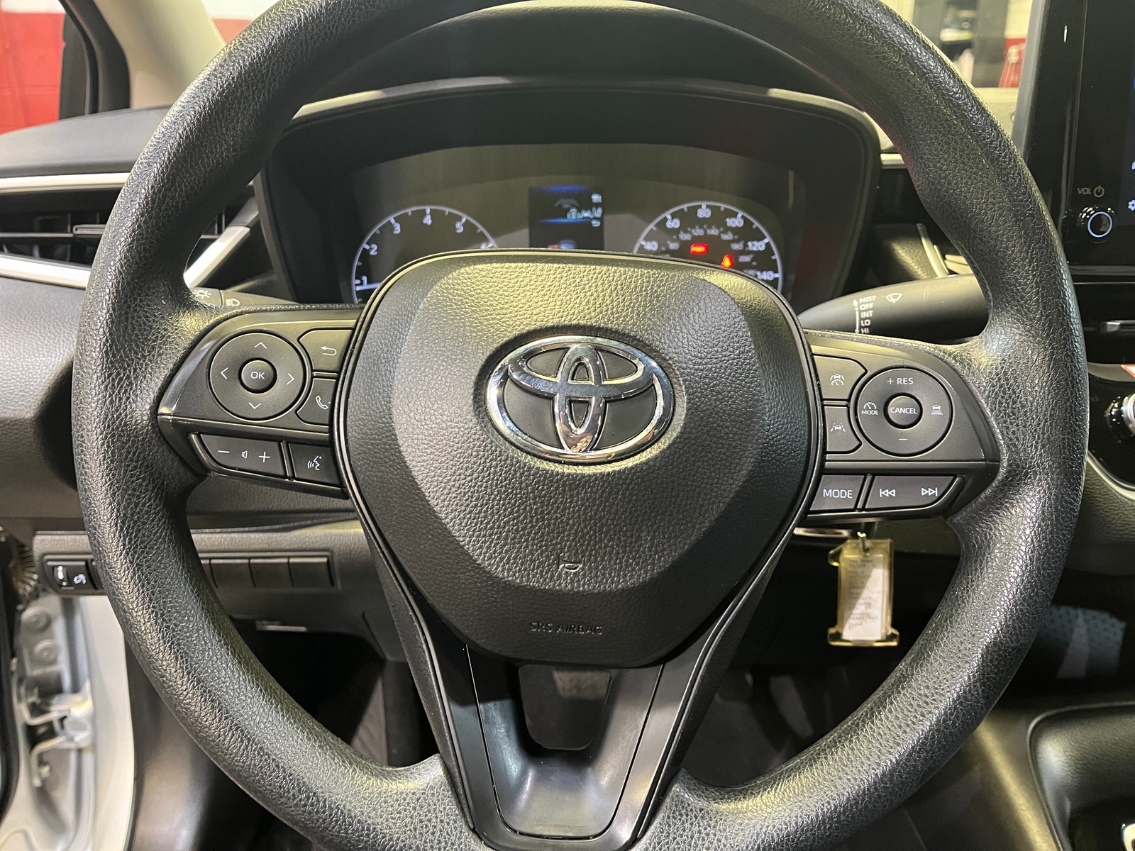 Thumbnail: 2025 Toyota Corolla - 5