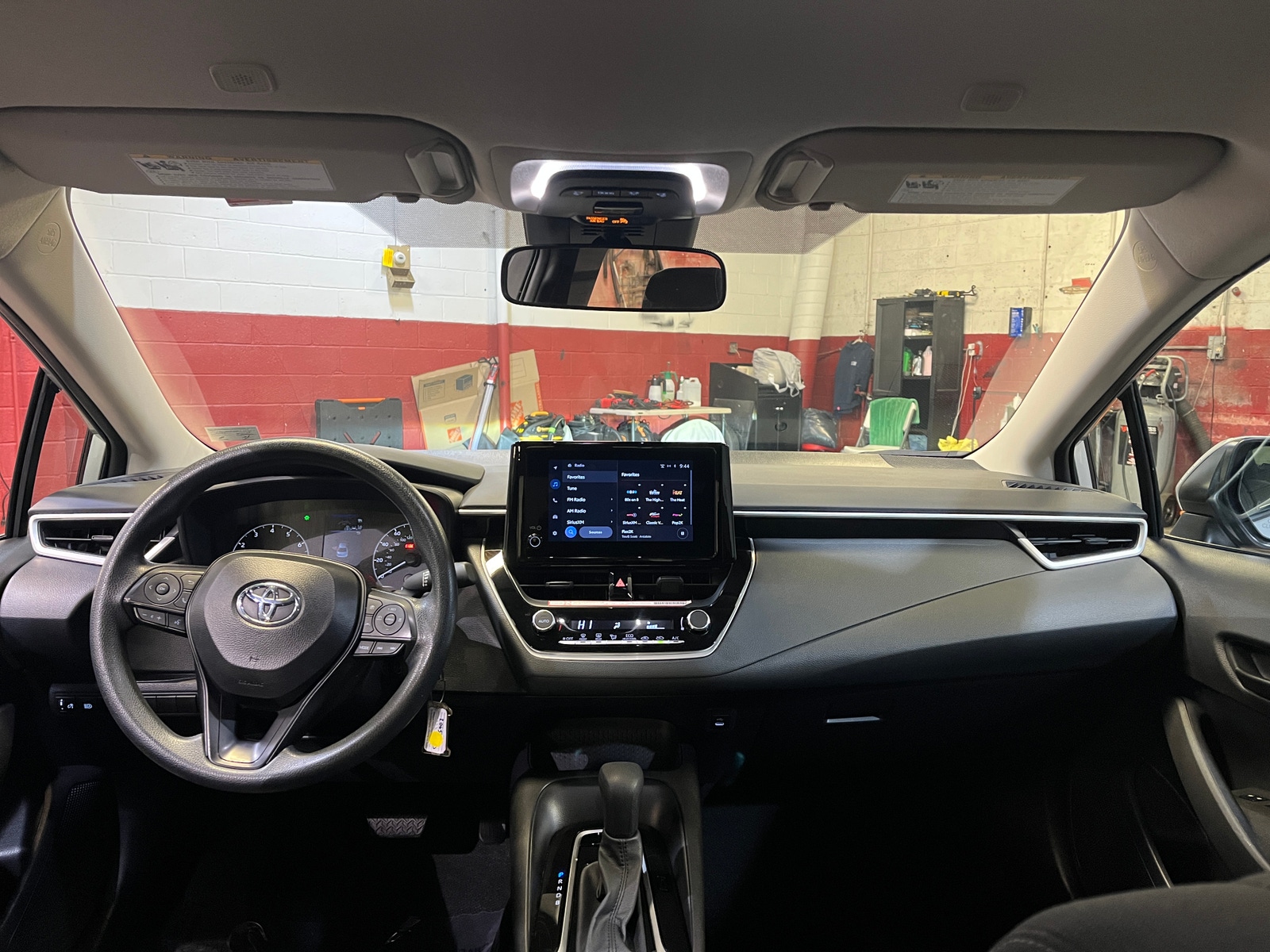 Thumbnail: 2025 Toyota Corolla - 3