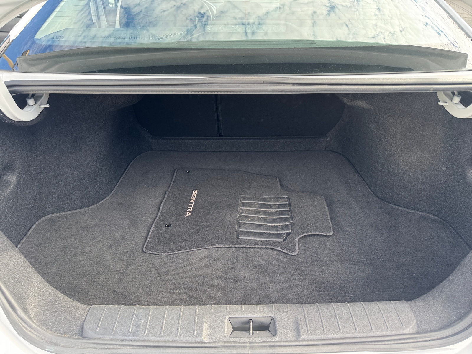 Thumbnail: 2025 Nissan Sentra - 6