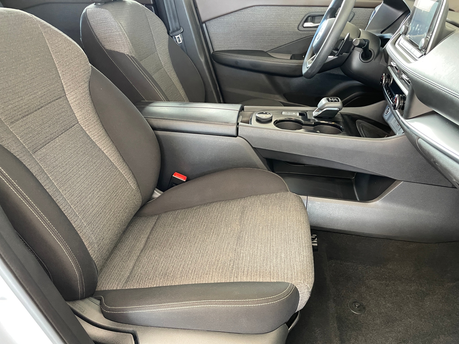 Thumbnail: 2023 Nissan Rogue - 2