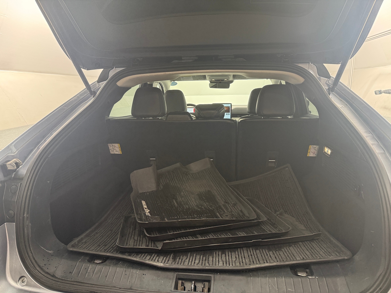 Thumbnail: 2022 Ford Mustang Mach-E - 6