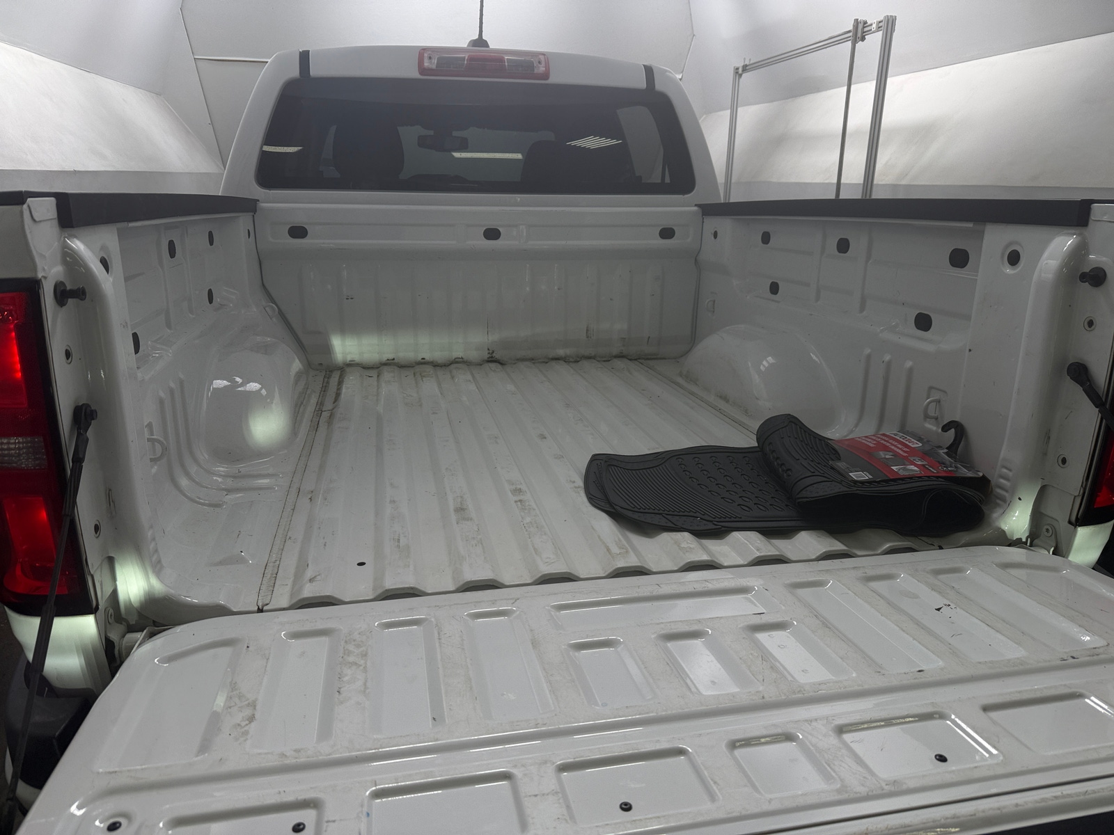 Thumbnail: 2019 Chevrolet Colorado - 7