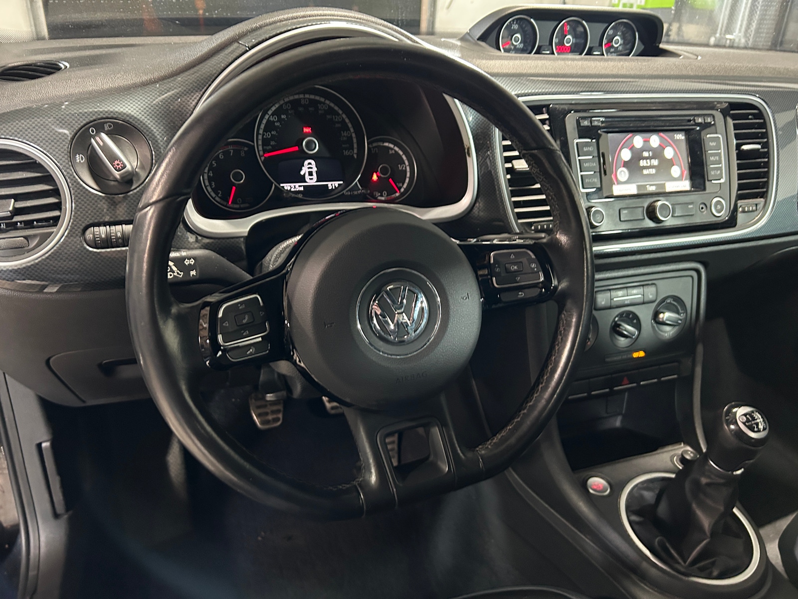 Thumbnail: 2013 Volkswagen Beetle - 5