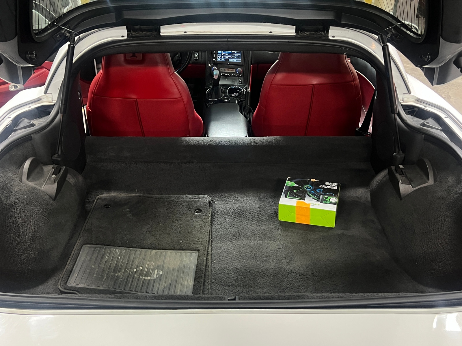 Thumbnail: 2011 Chevrolet Corvette - 4