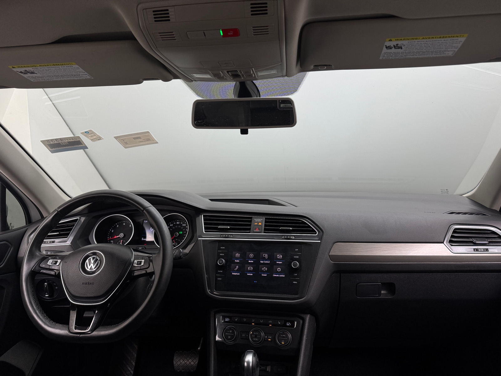 Thumbnail: 2020 Volkswagen Tiguan - 2