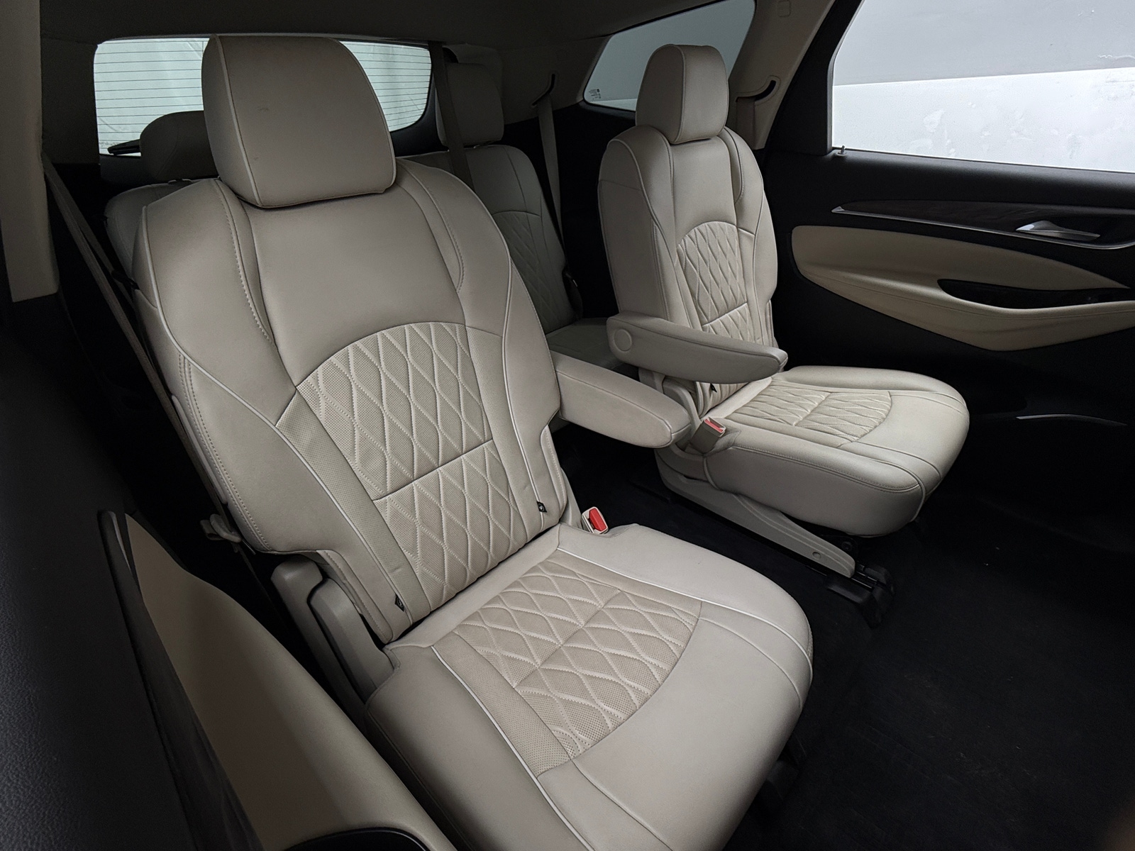 Thumbnail: 2022 Buick Enclave - 5