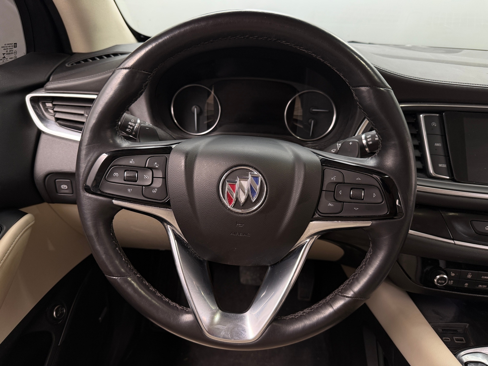 Thumbnail: 2022 Buick Enclave - 4