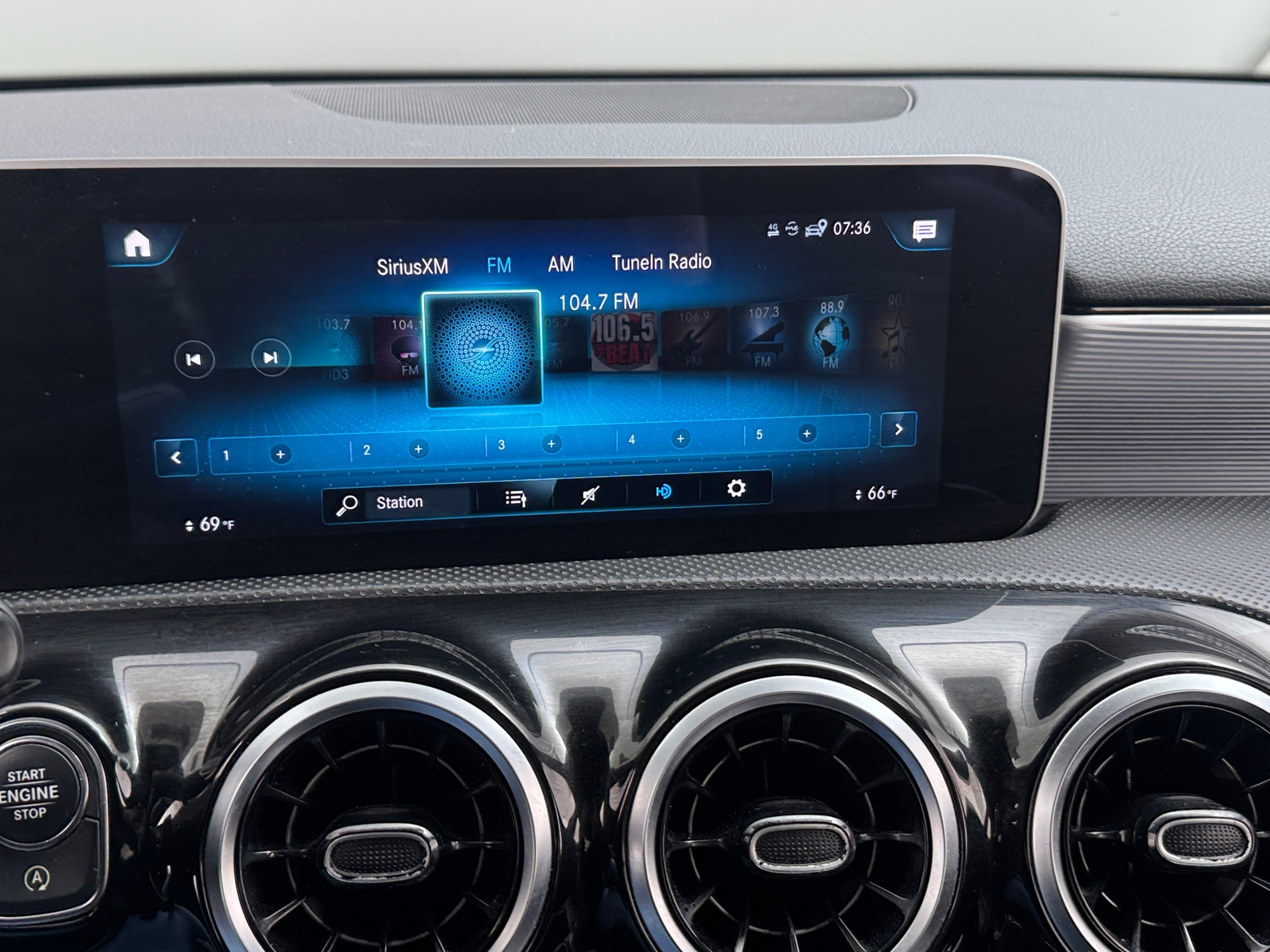 Thumbnail: 2020 Mercedes-Benz A-Class - 3