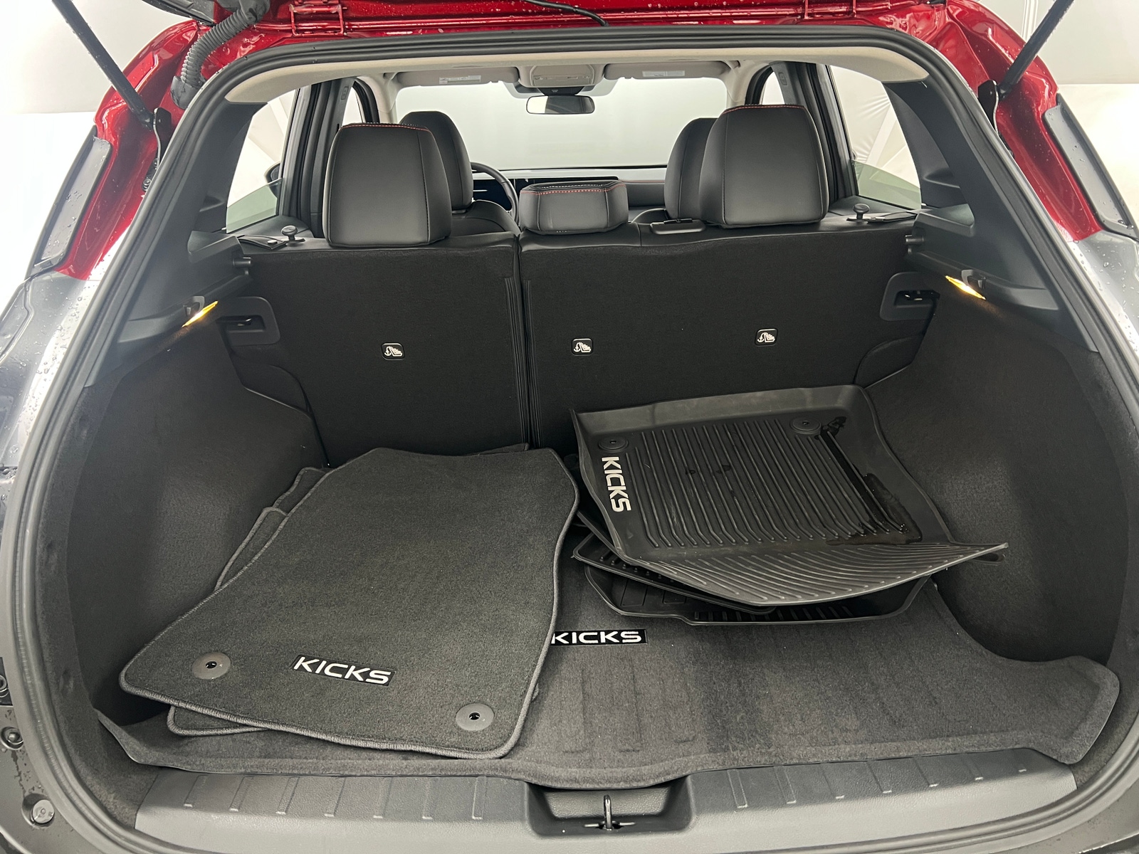 Thumbnail: 2025 Nissan Kicks - 6