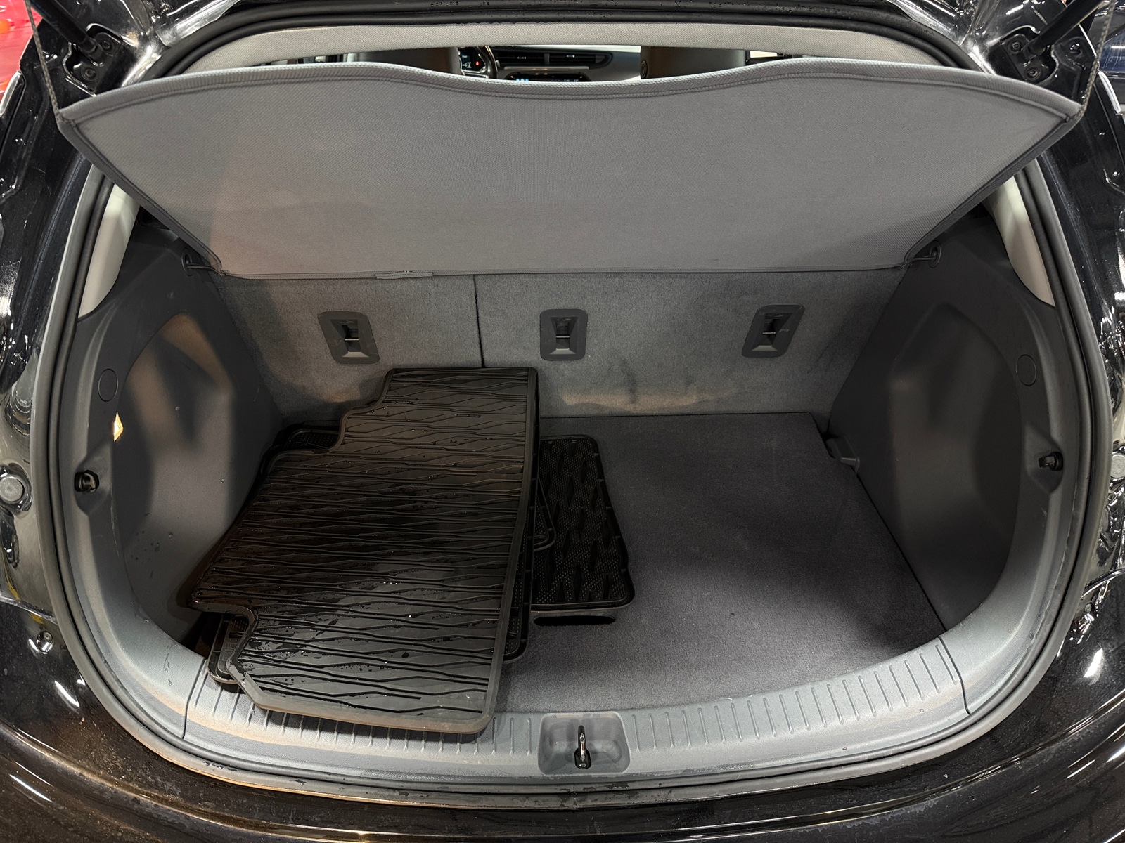 Thumbnail: 2019 Chevrolet Bolt EV - 6