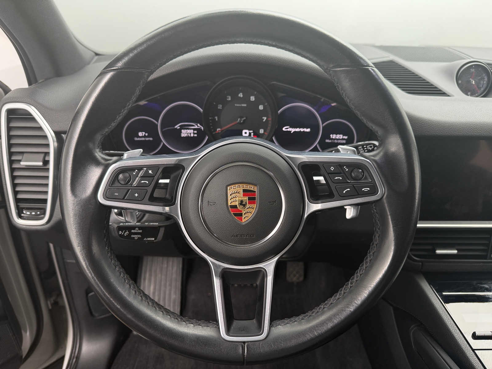 Thumbnail: 2021 Porsche Cayenne - 4