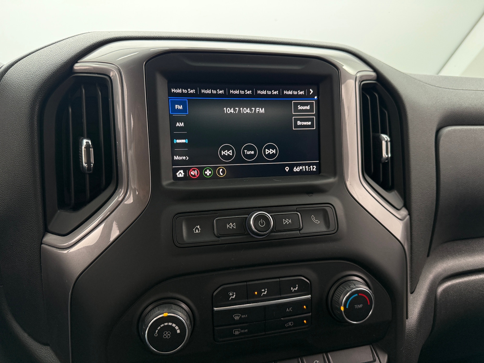 Thumbnail: 2021 Chevrolet Silverado 1500 - 4