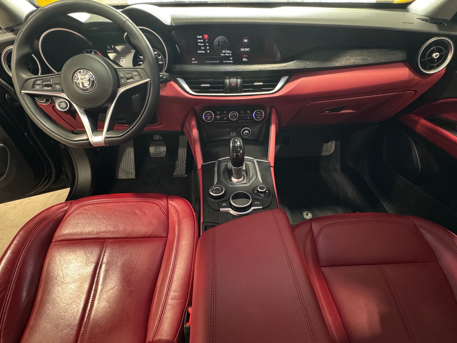 Thumbnail: 2019 Alfa Romeo Stelvio - 2