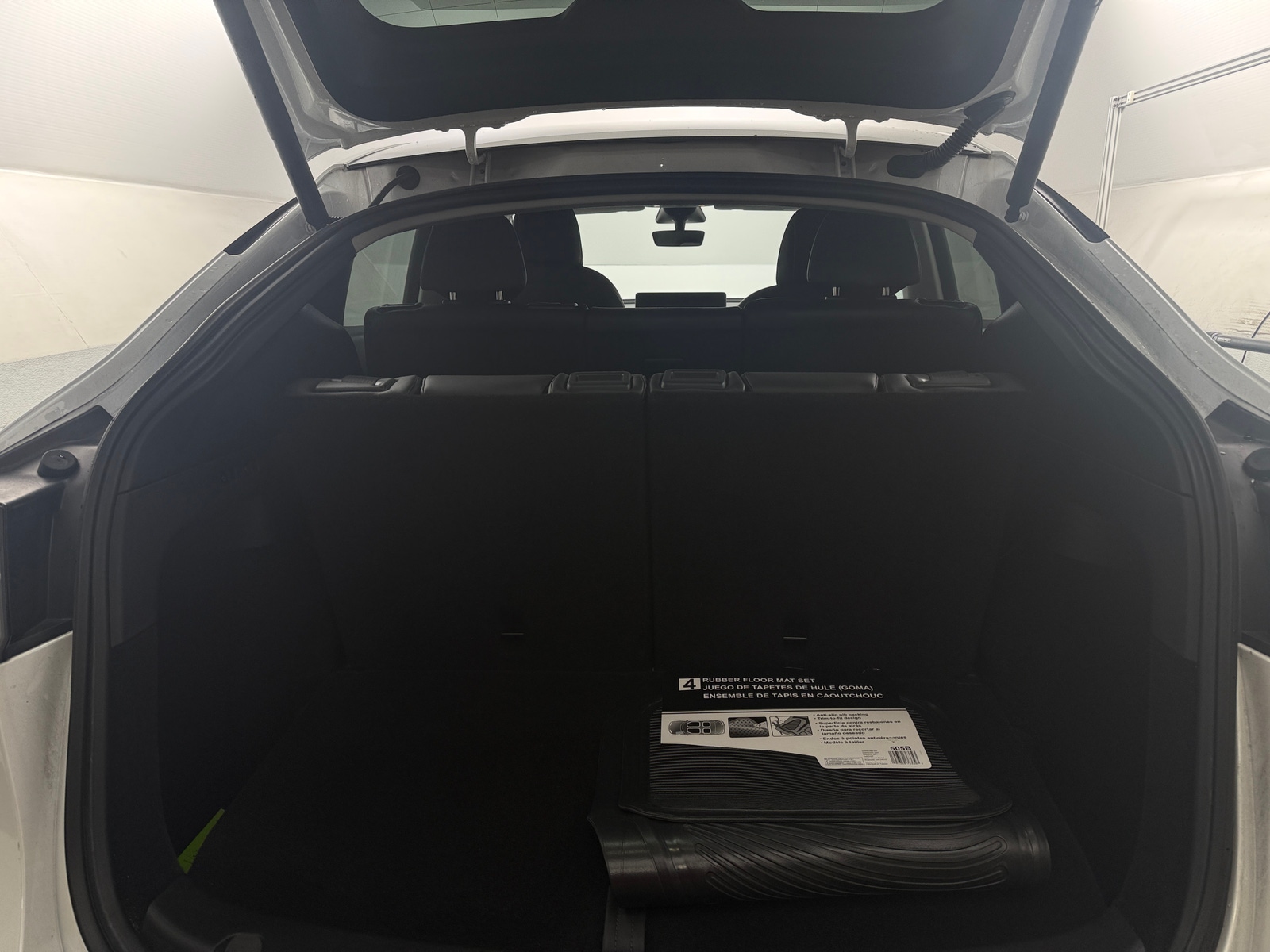 Thumbnail: 2023 Tesla Model Y - 6