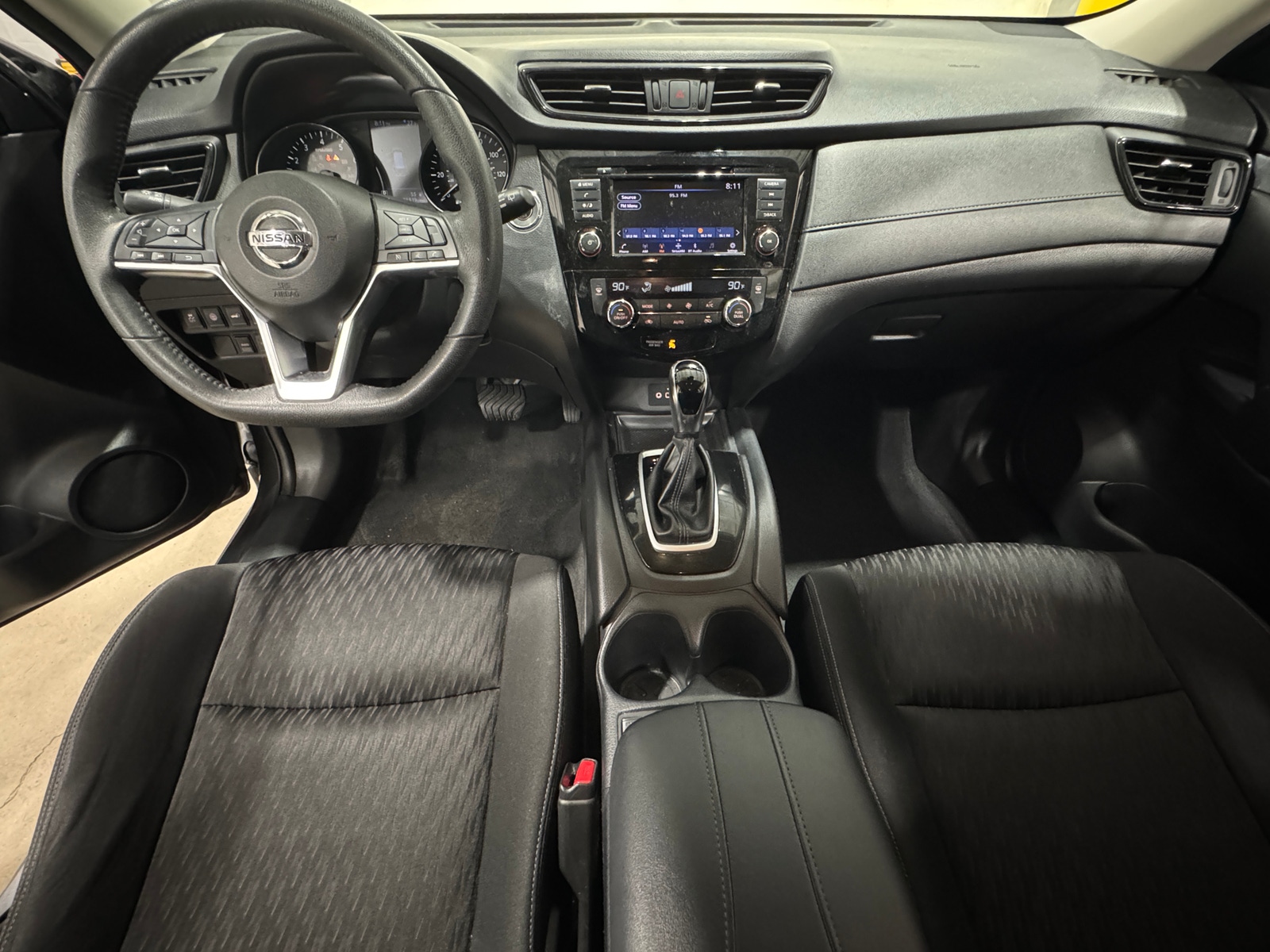 Thumbnail: 2020 Nissan Rogue - 3