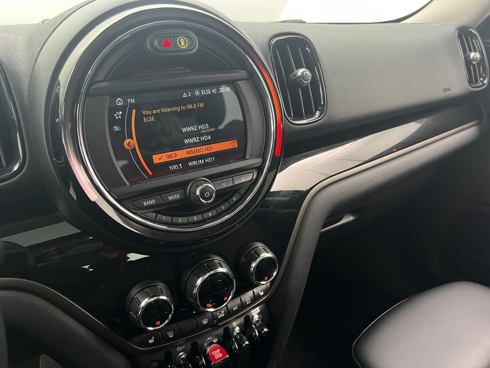 Thumbnail: 2019 MINI Cooper Countryman - 3