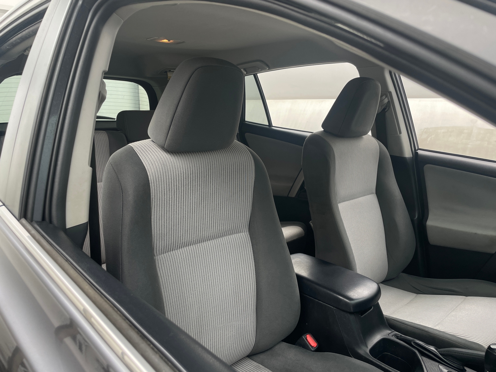 Thumbnail: 2015 Toyota RAV4 - 2