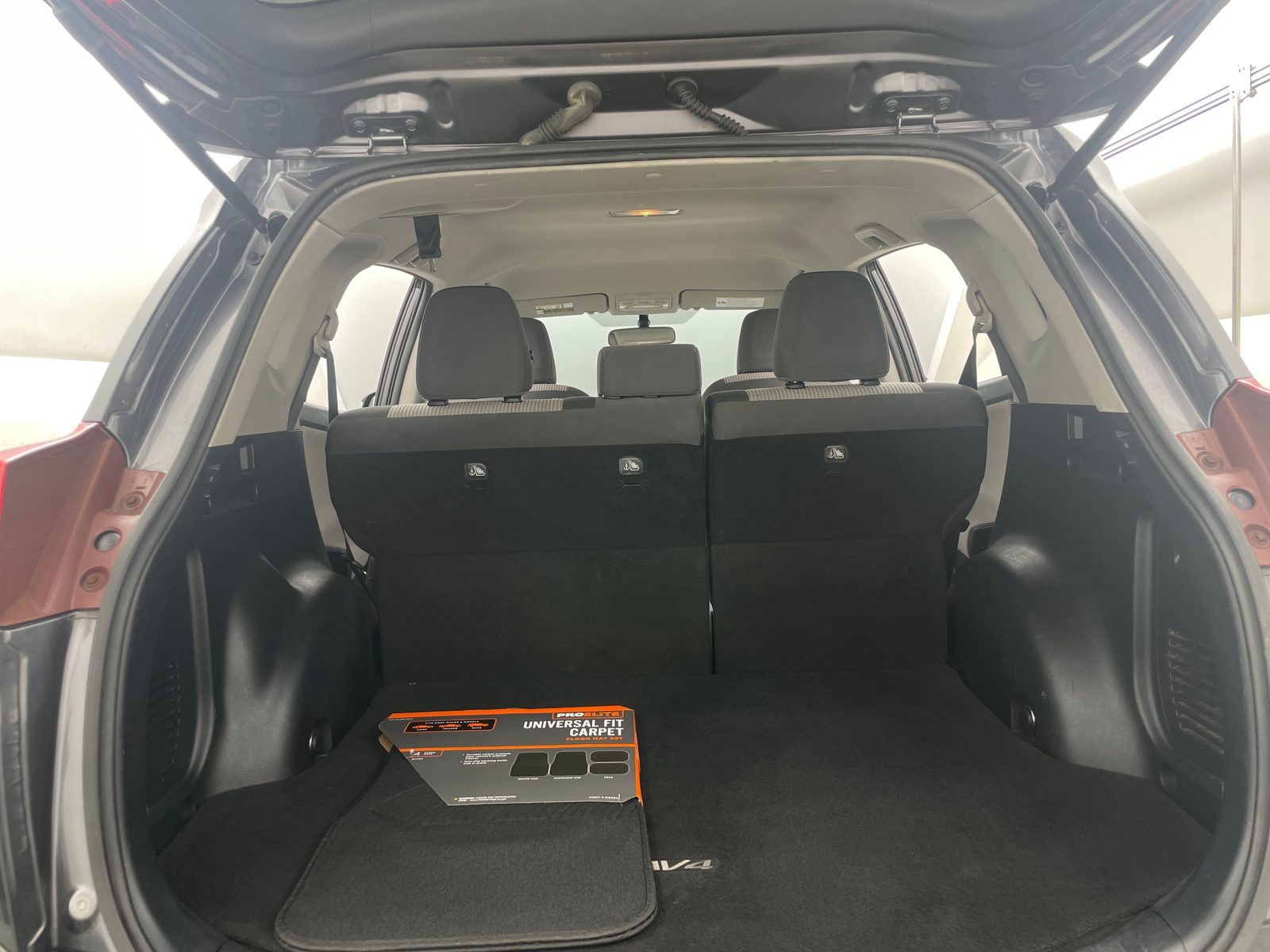 Thumbnail: 2015 Toyota RAV4 - 6