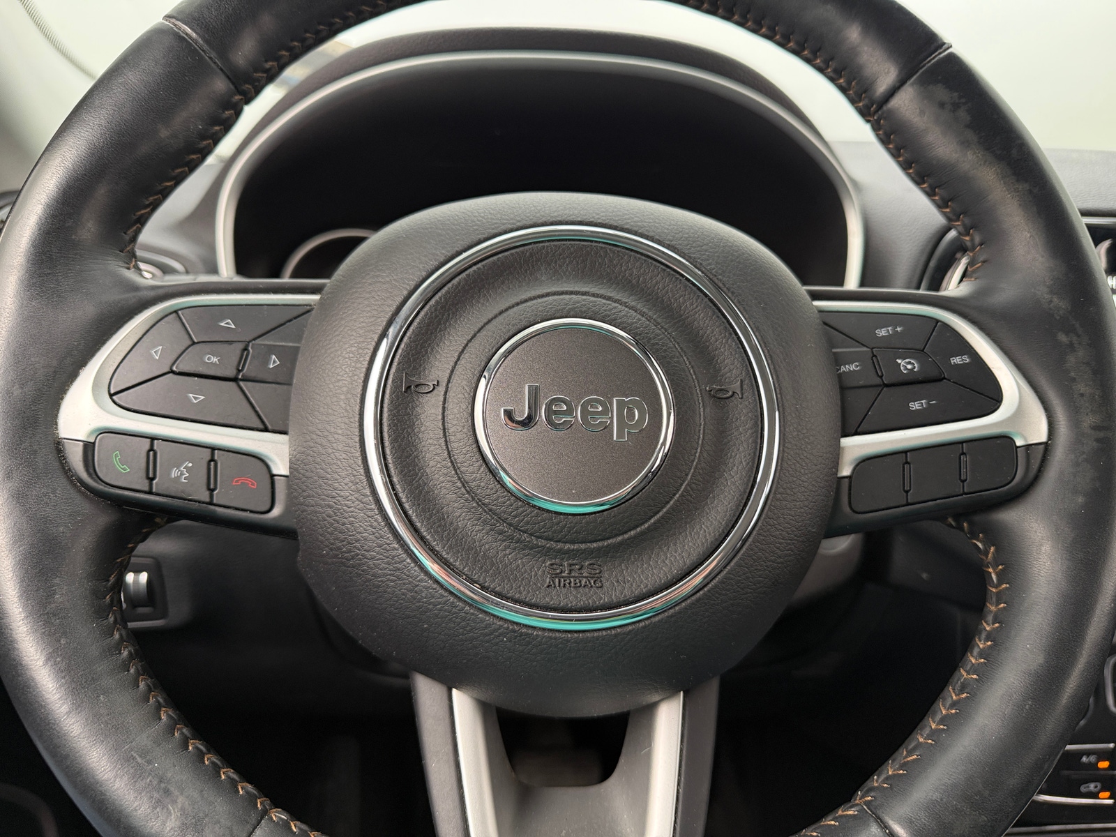 Thumbnail: 2018 Jeep Compass - 4