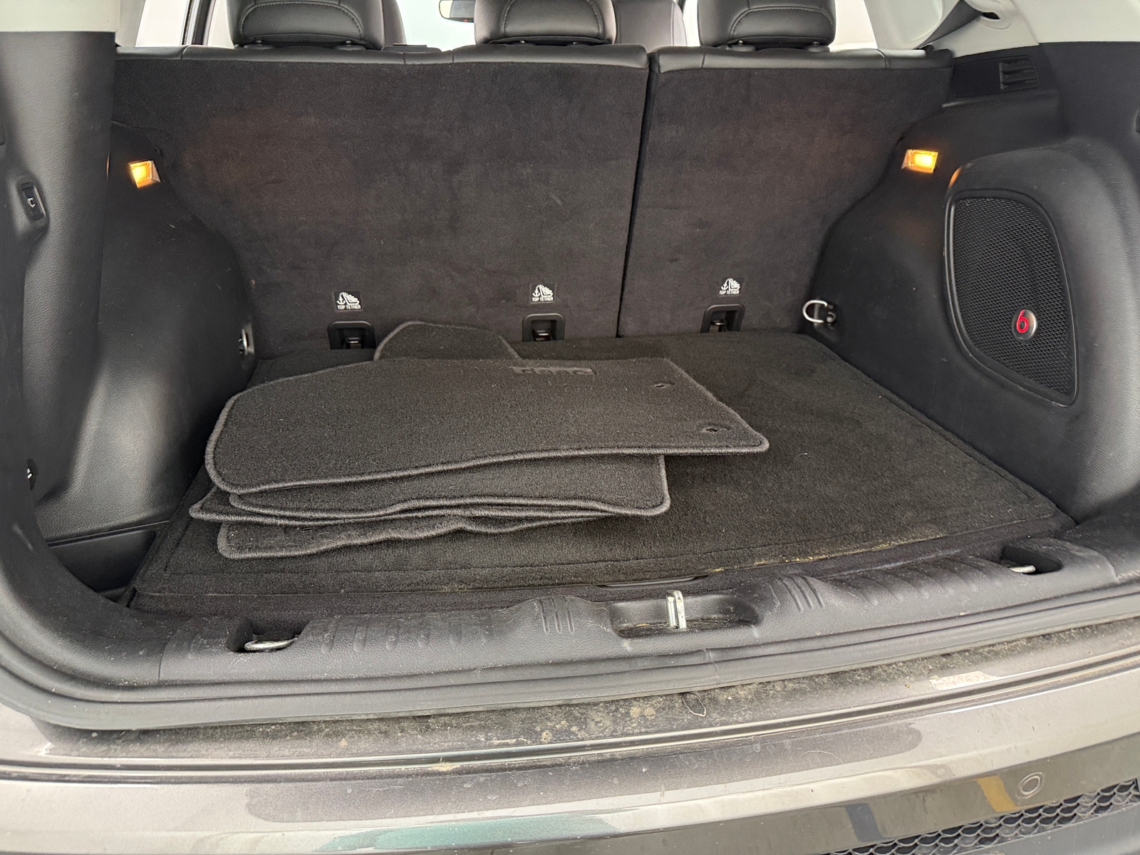 Thumbnail: 2018 Jeep Compass - 6