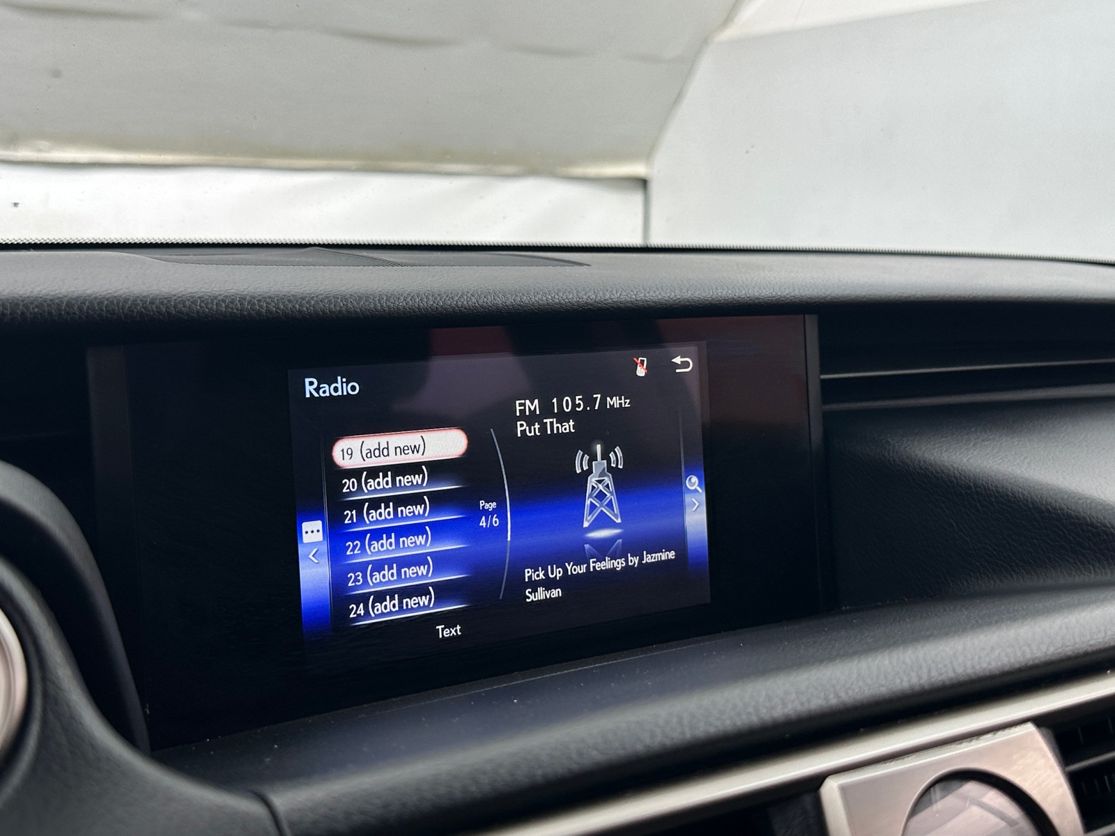 Thumbnail: 2017 Lexus IS - 3