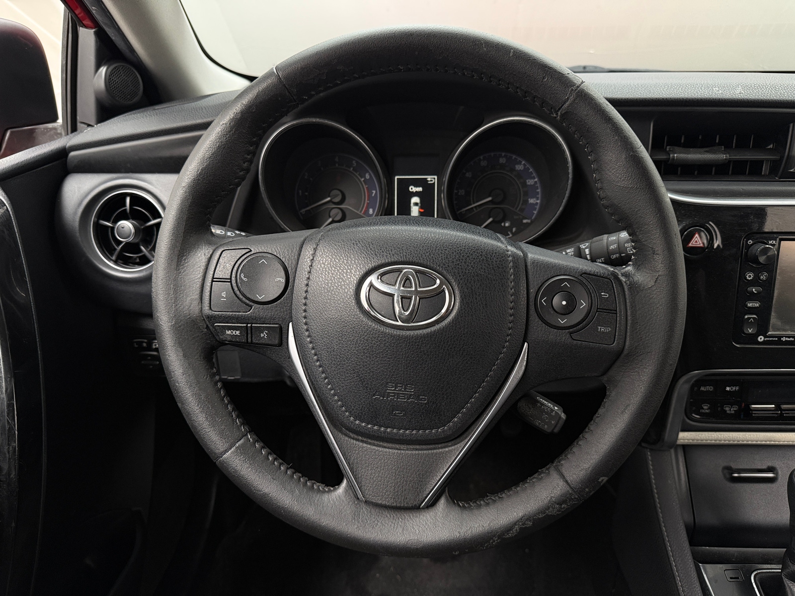 Thumbnail: 2017 Toyota Corolla iM - 5