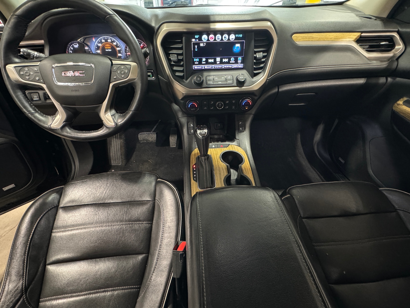 Thumbnail: 2017 GMC Acadia - 2