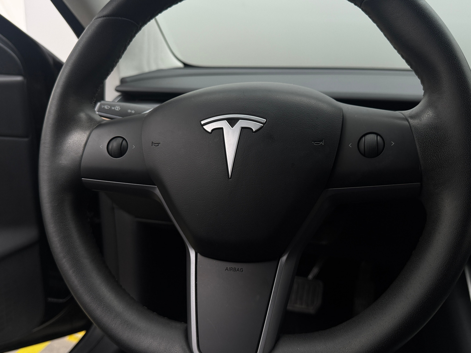 Thumbnail: 2020 Tesla Model 3 - 4