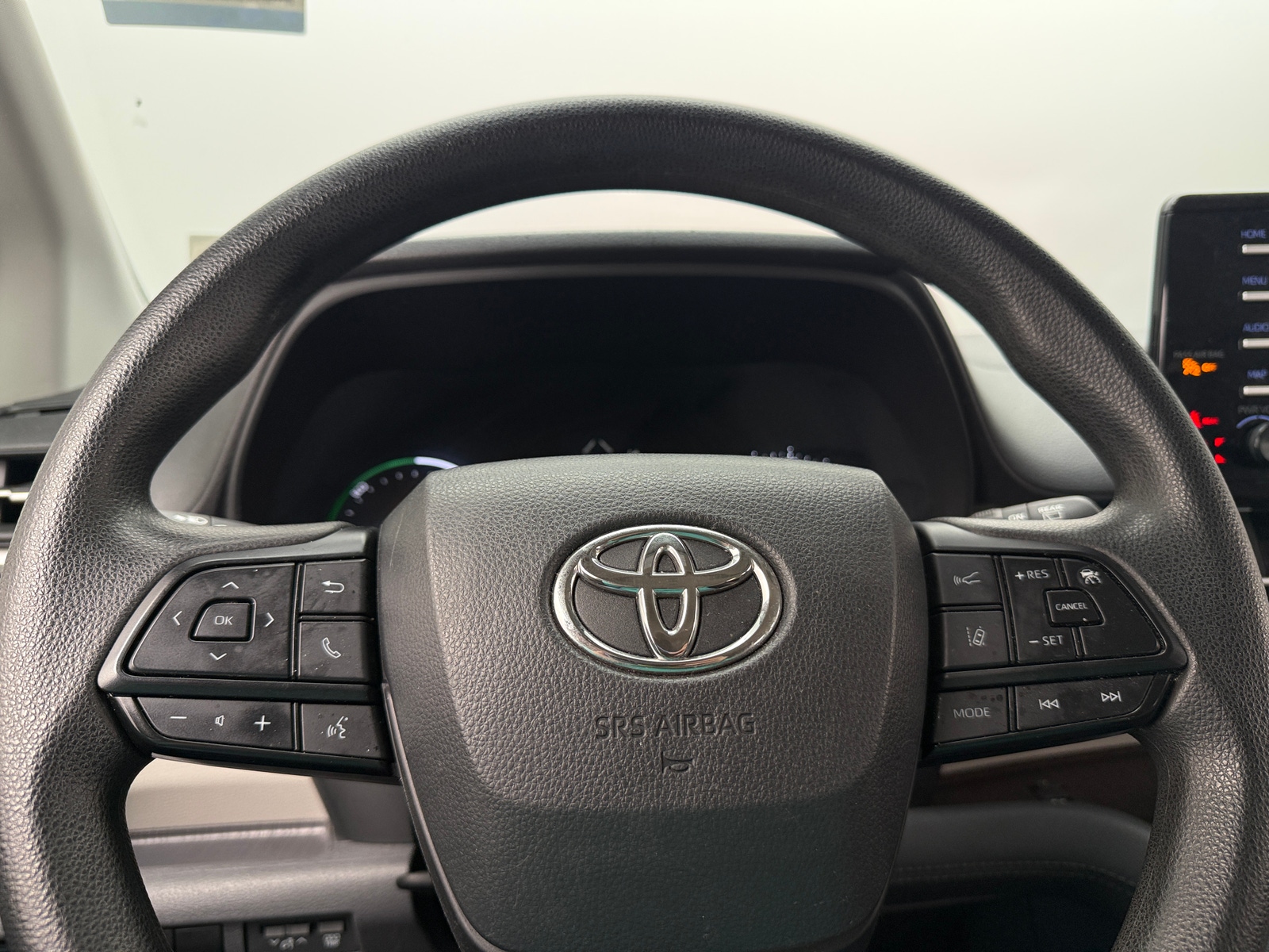 Thumbnail: 2024 Toyota Sienna - 5