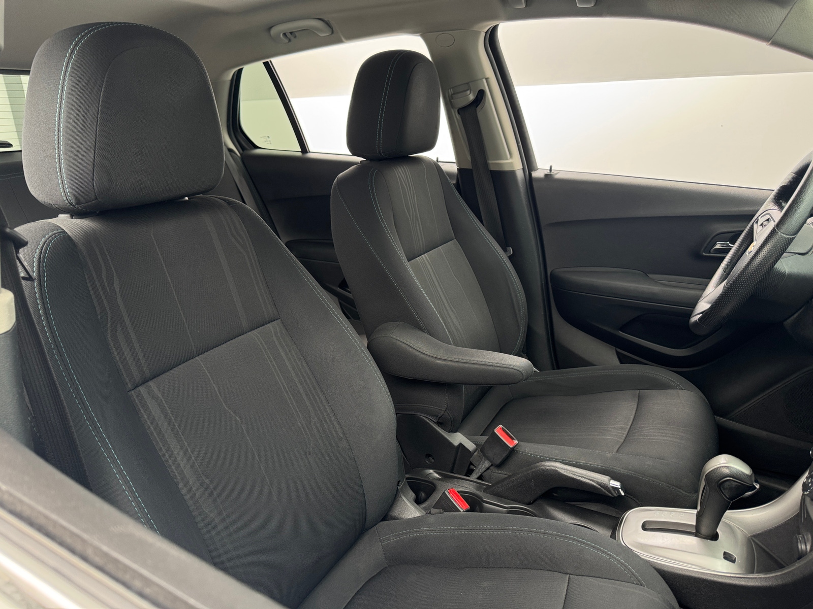 Thumbnail: 2016 Chevrolet Trax - 2