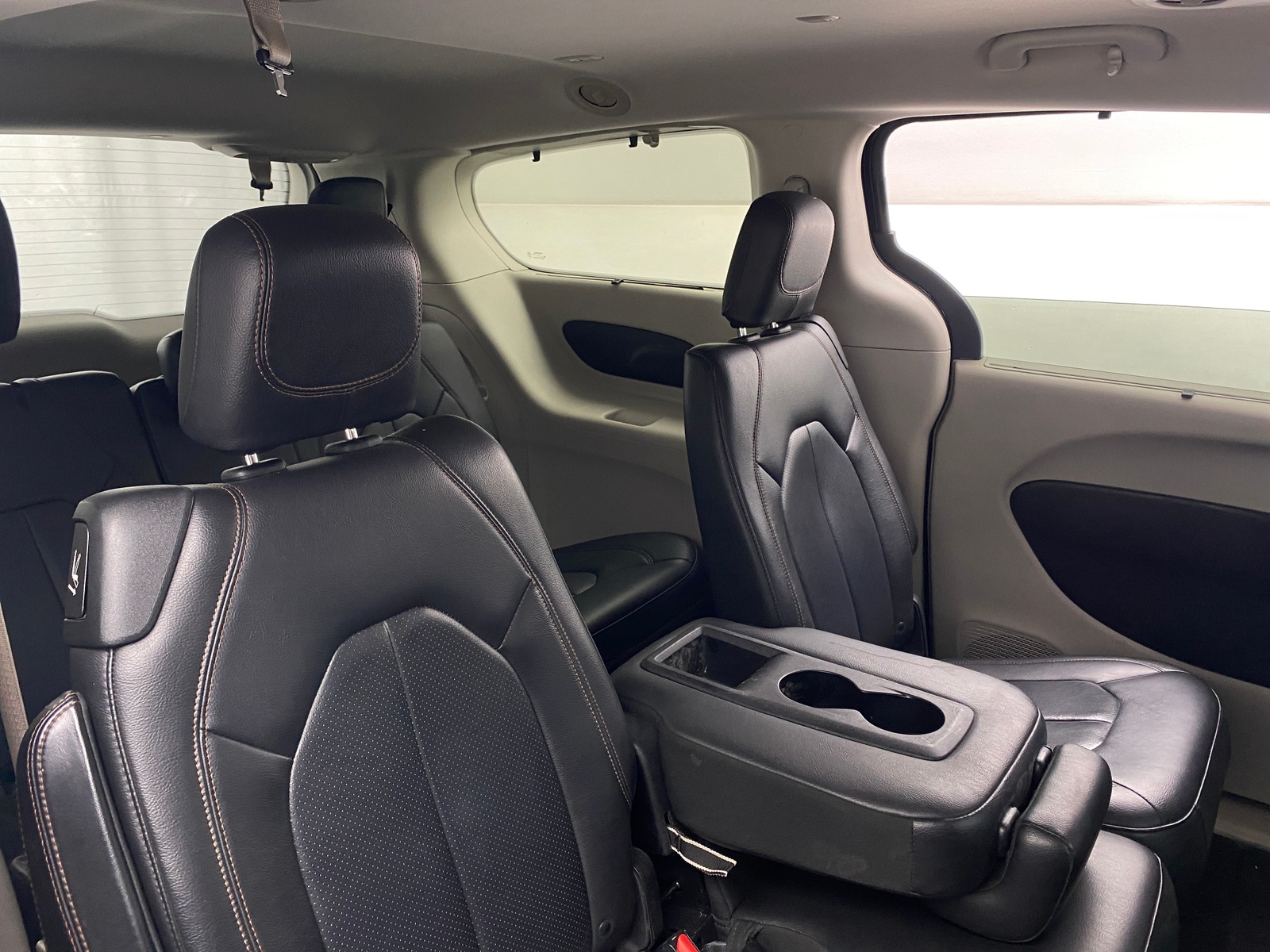 Thumbnail: 2019 Chrysler Pacifica - 5