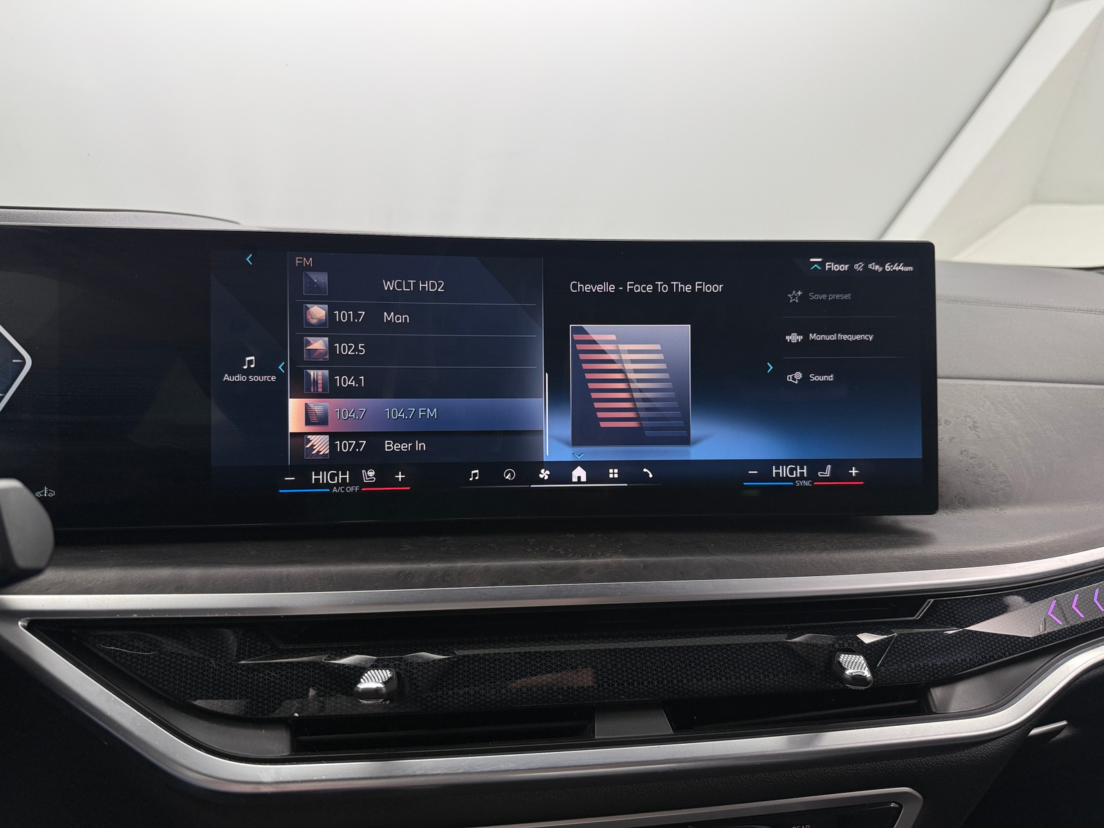 Thumbnail: 2024 BMW X5 - 3