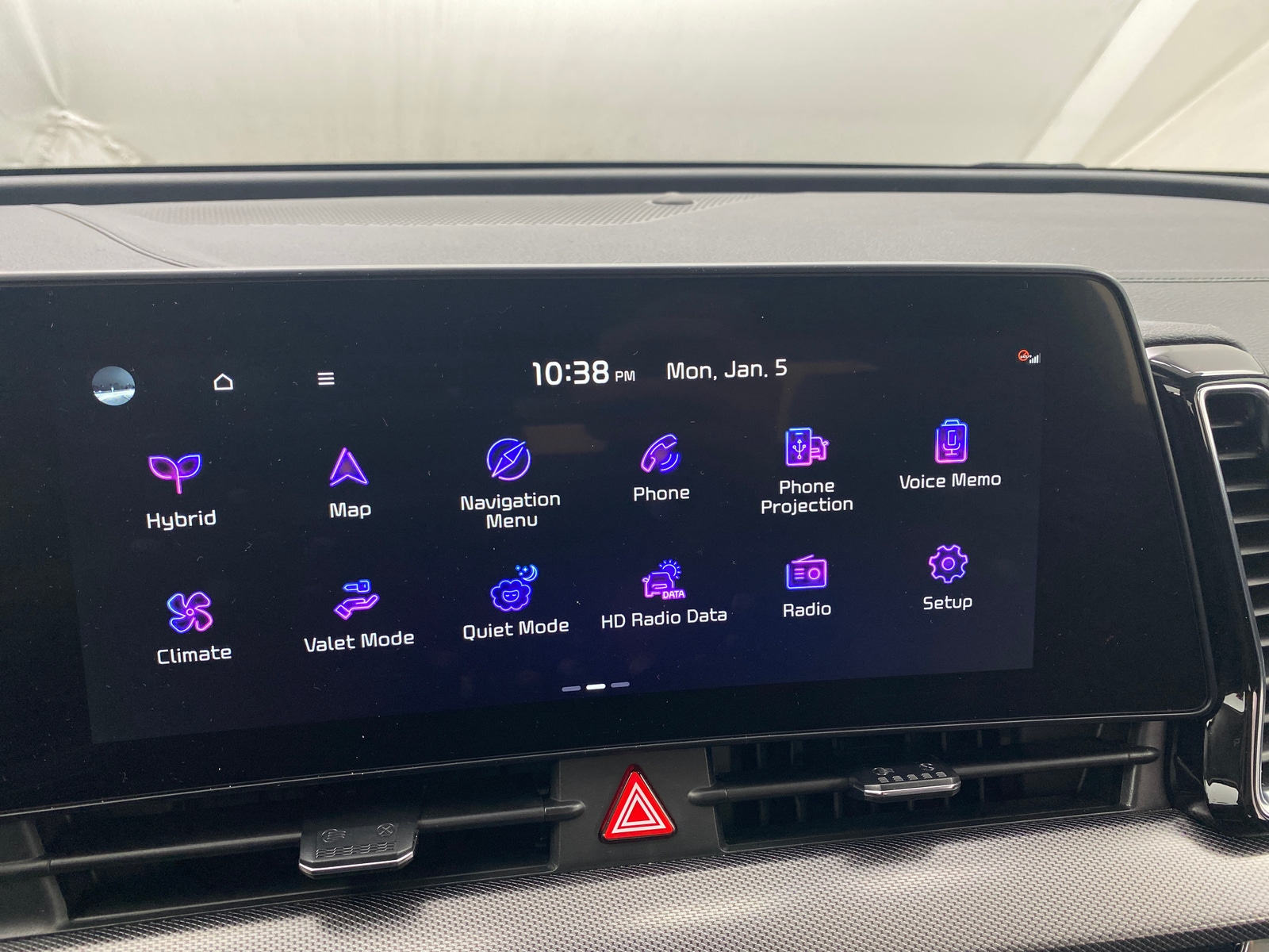 Thumbnail: 2023 Kia Sportage - 3