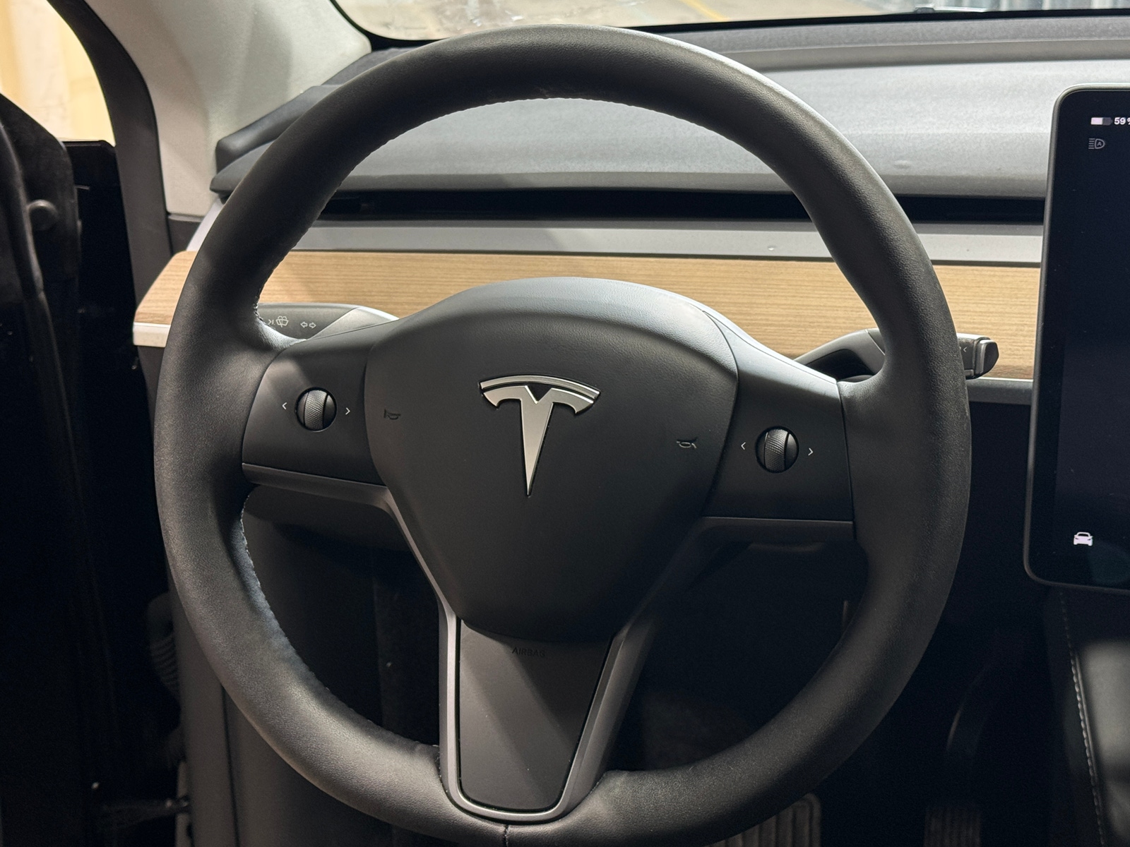 Thumbnail: 2024 Tesla Model Y - 4