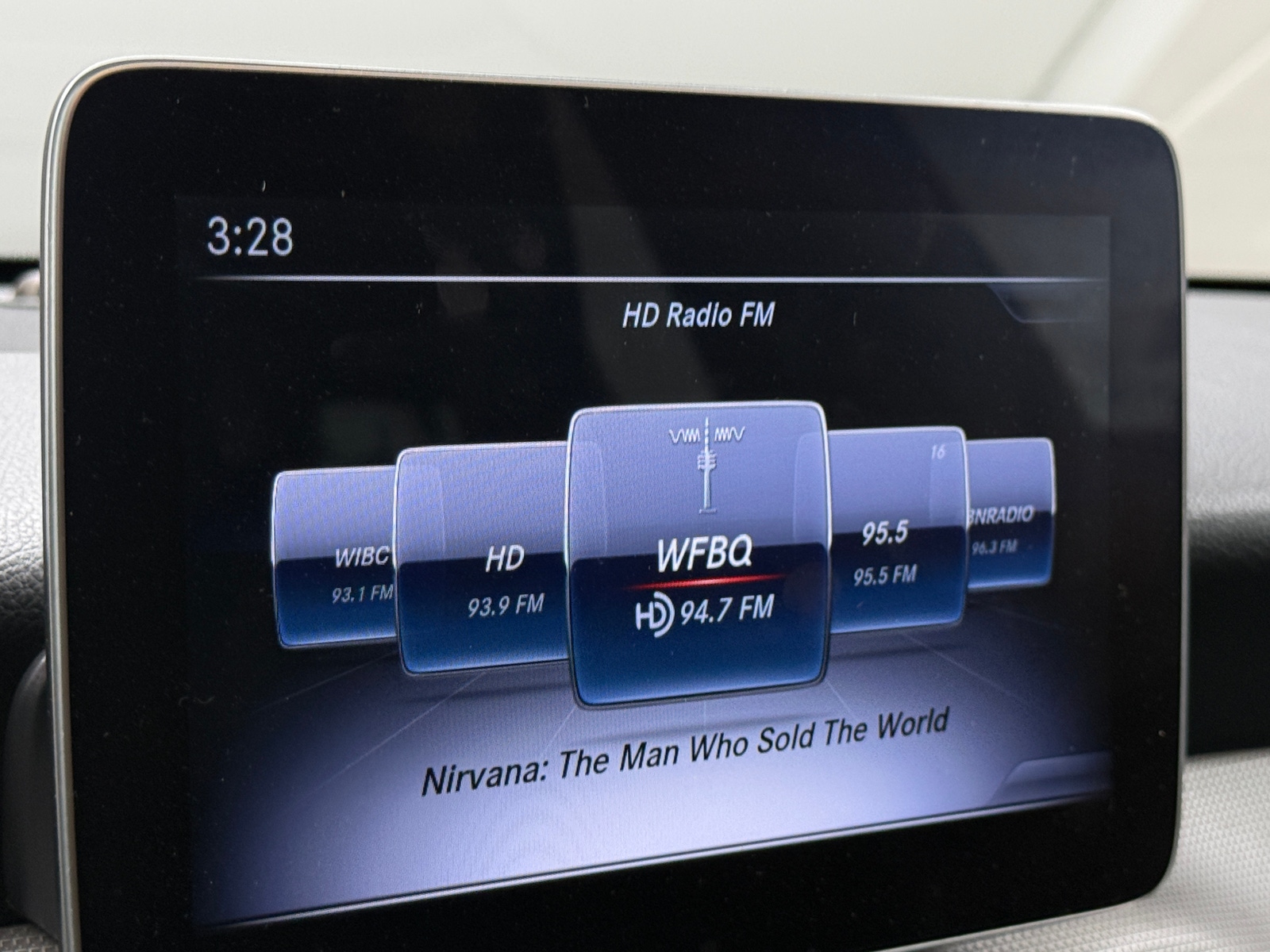 Thumbnail: 2019 Mercedes-Benz CLA - 3