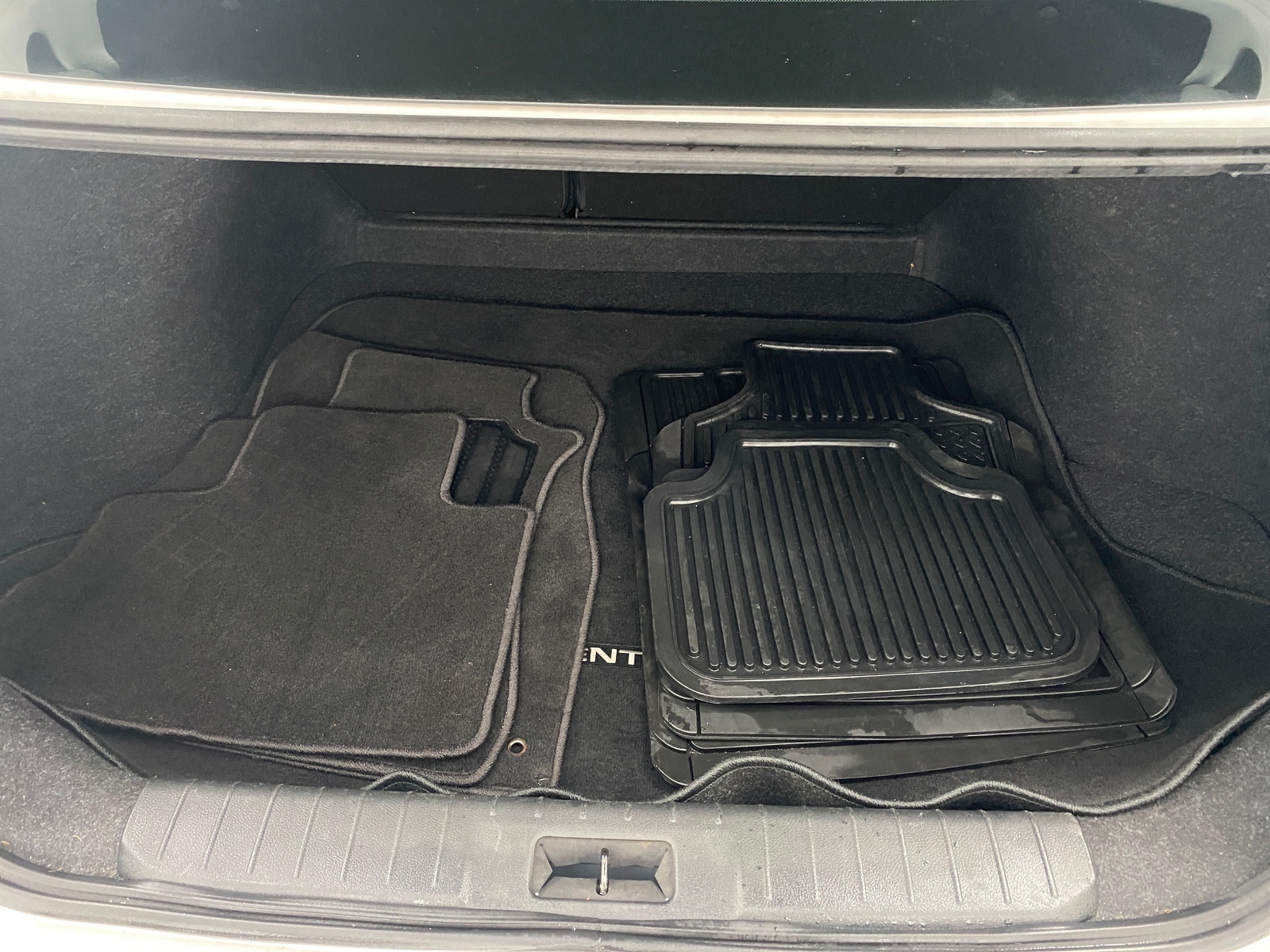 Thumbnail: 2020 Nissan Sentra - 7