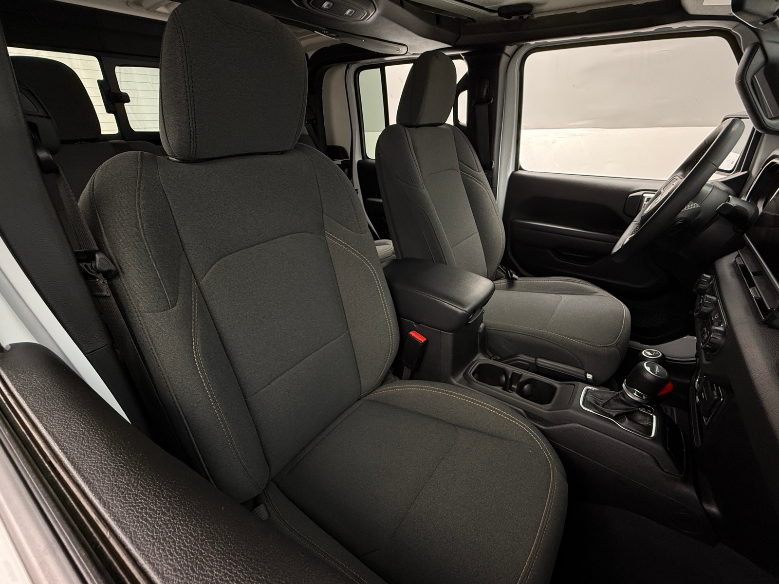 Thumbnail: 2025 Jeep Gladiator - 2