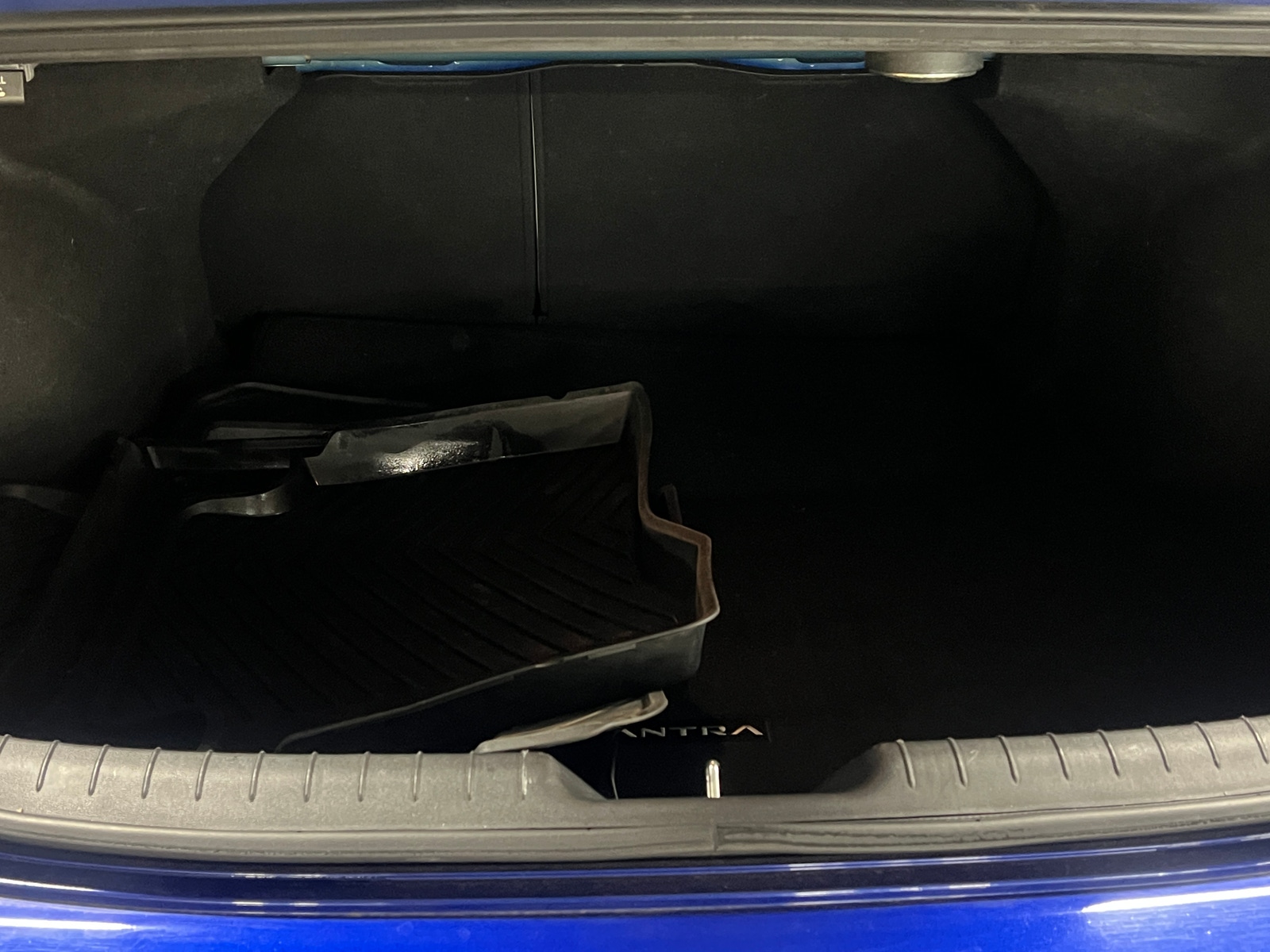 Thumbnail: 2023 Hyundai Elantra - 6