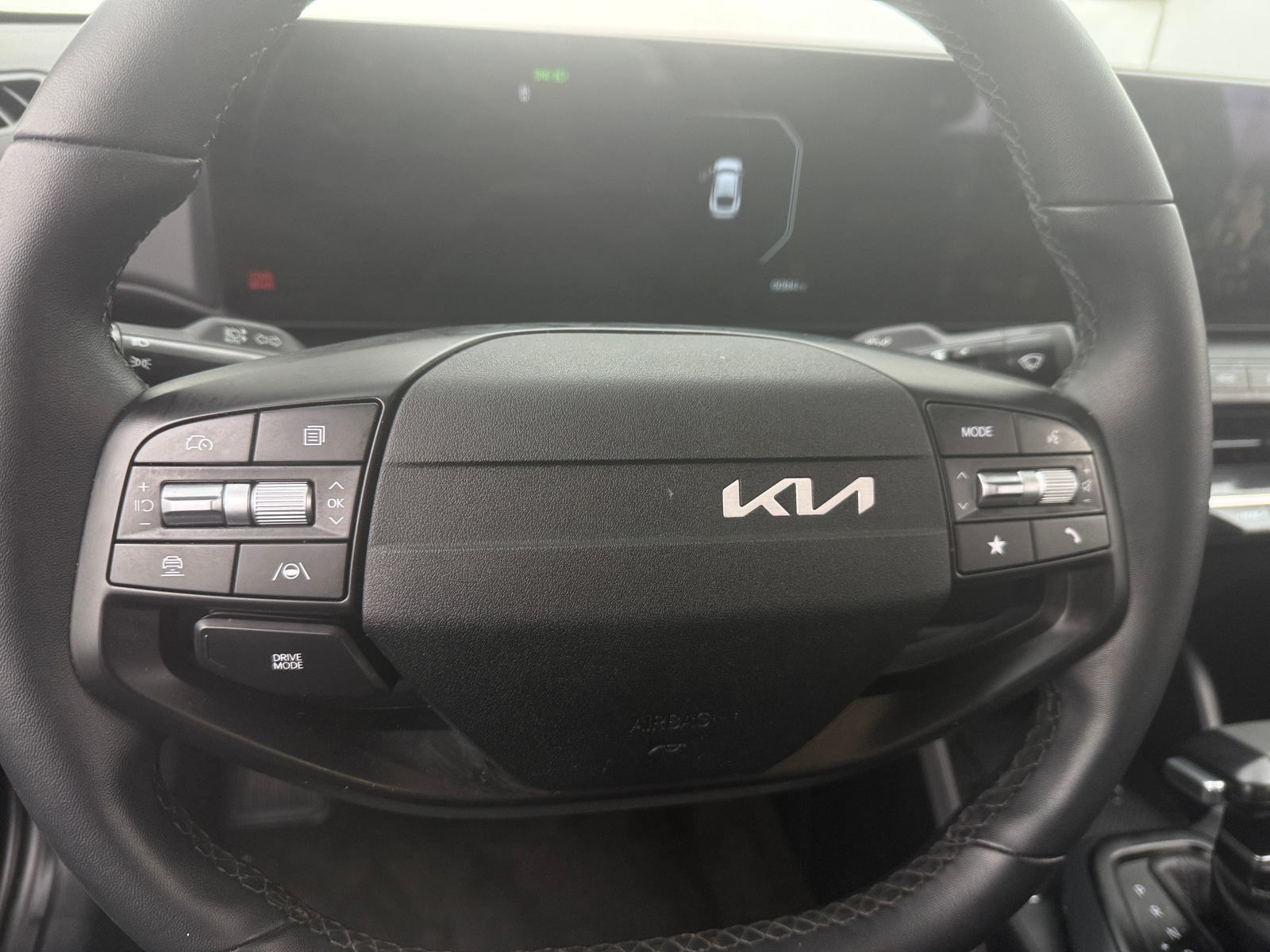 Thumbnail: 2025 Kia K4 - 5