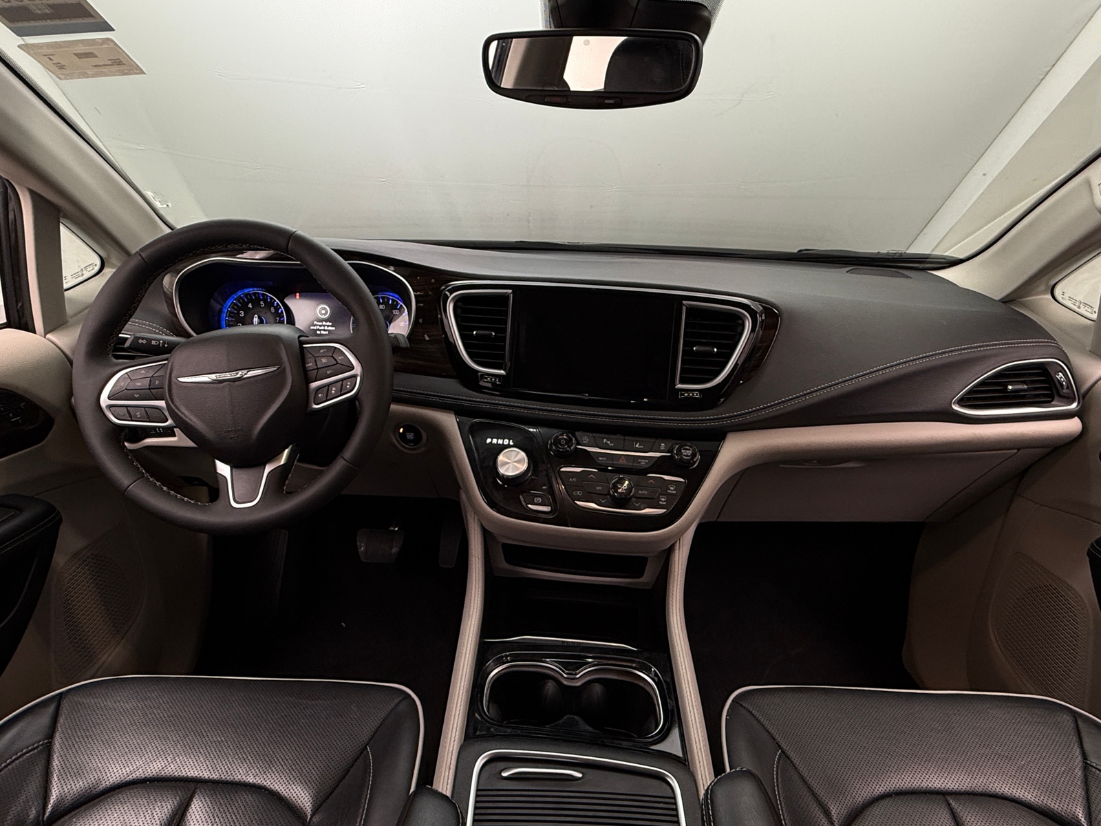 Thumbnail: 2024 Chrysler Pacifica - 2