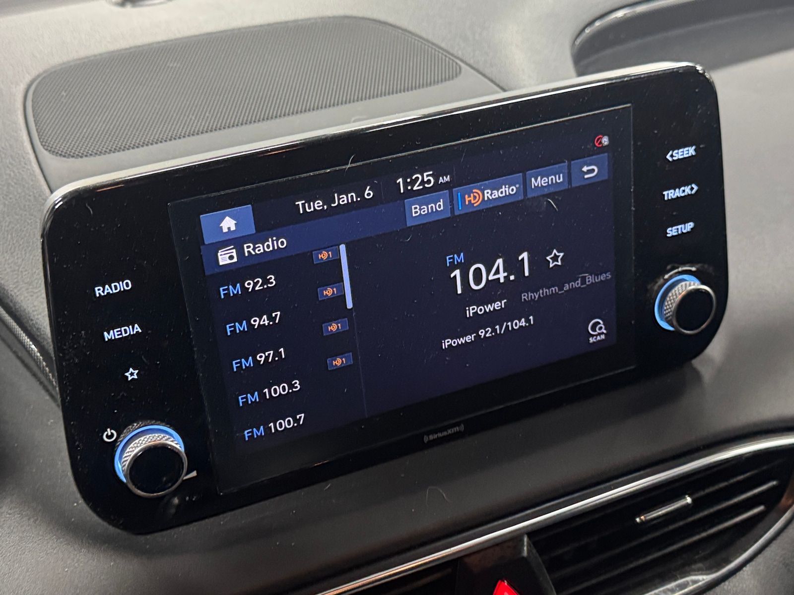 Thumbnail: 2022 Hyundai Santa Fe - 4