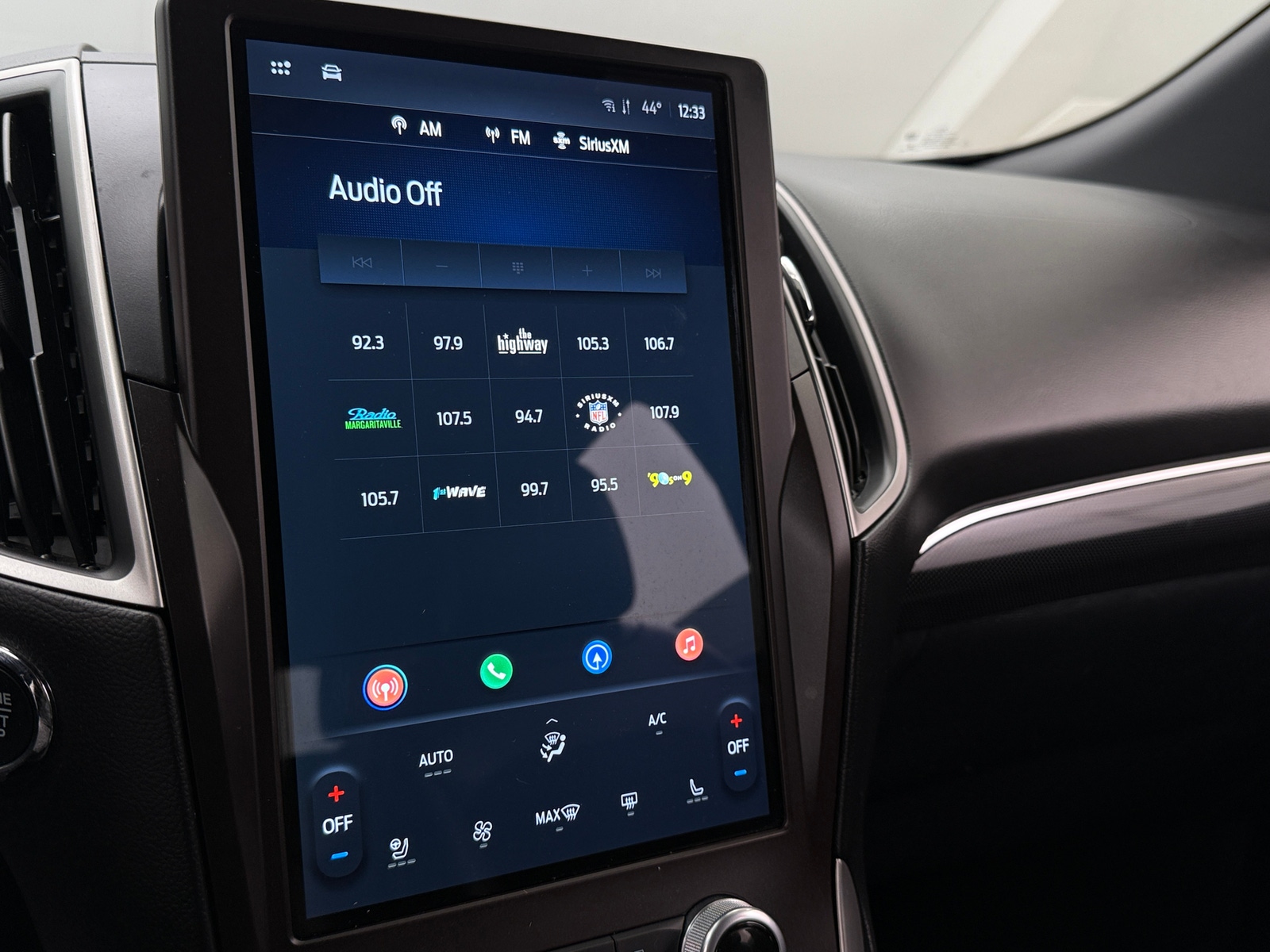 Thumbnail: 2021 Ford Edge - 3