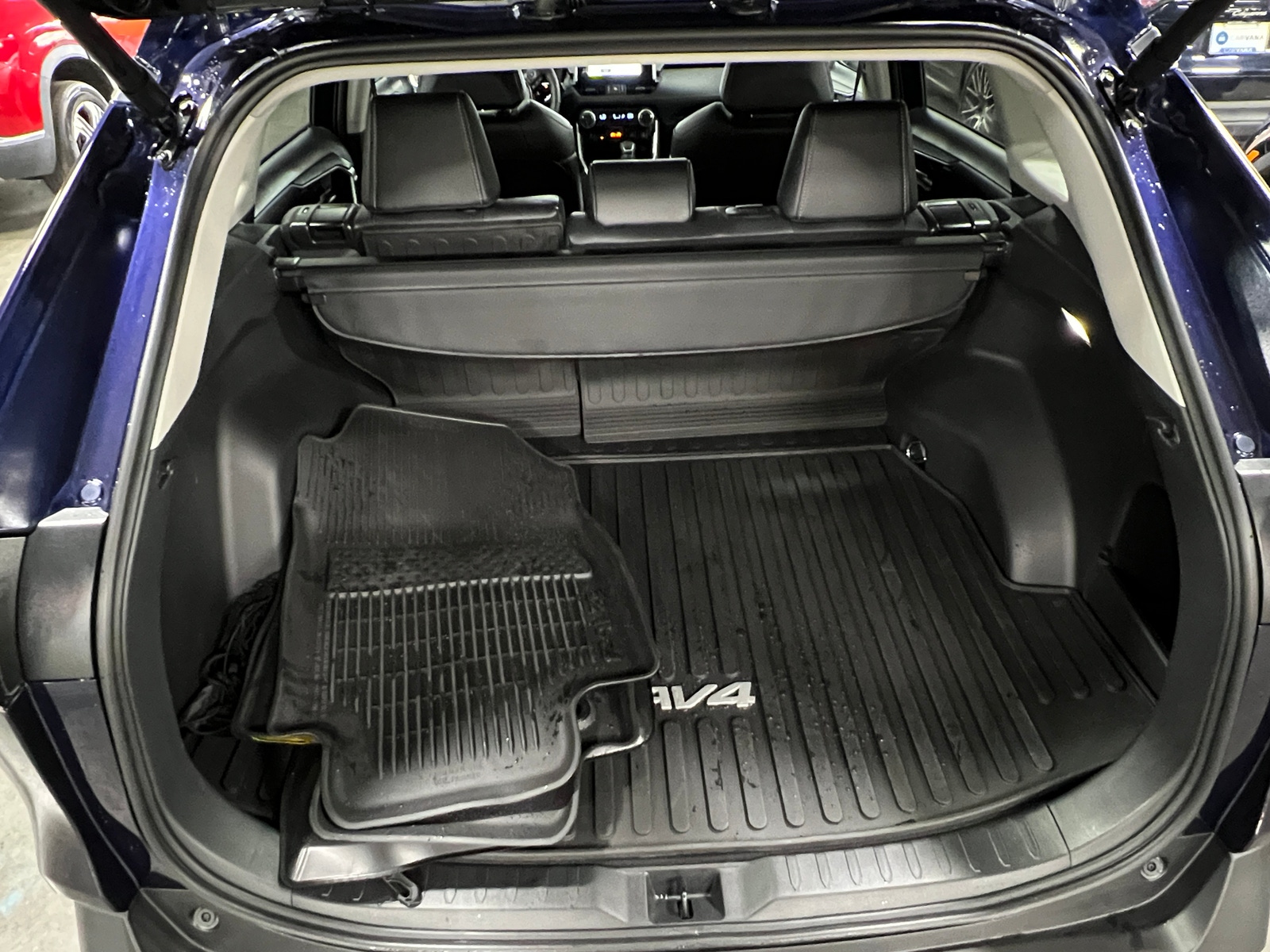 Thumbnail: 2025 Toyota RAV4 - 6