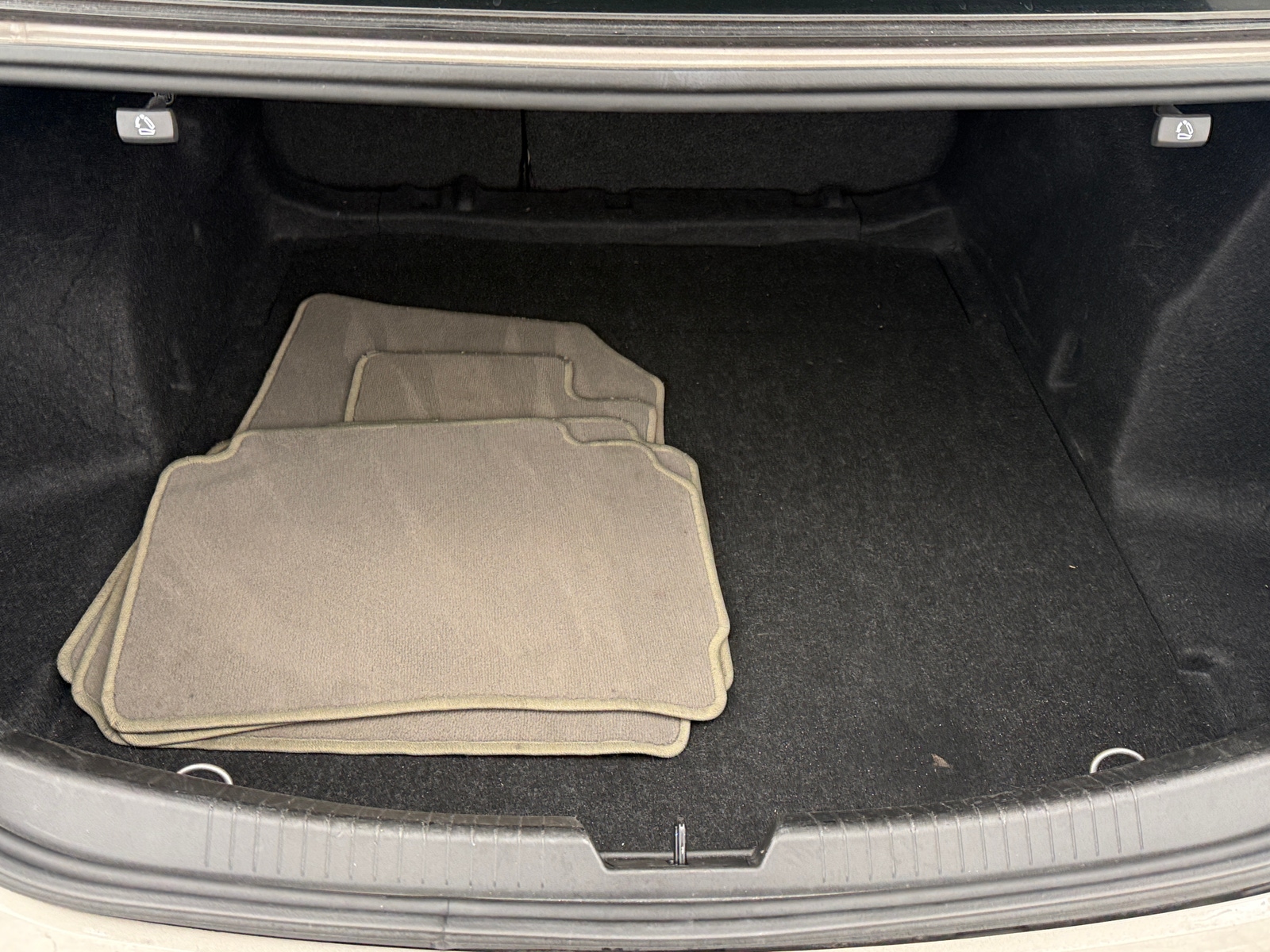 Thumbnail: 2024 Chevrolet Malibu - 6