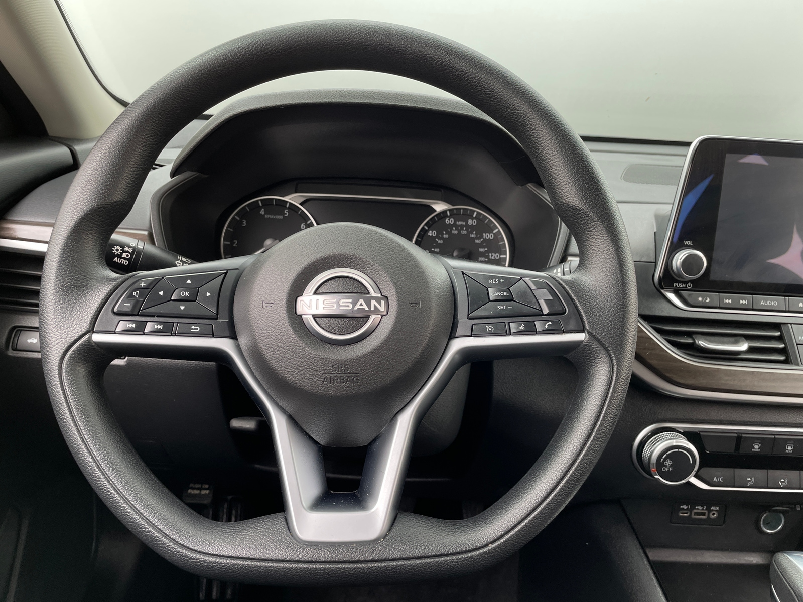 Thumbnail: 2024 Nissan Altima - 5