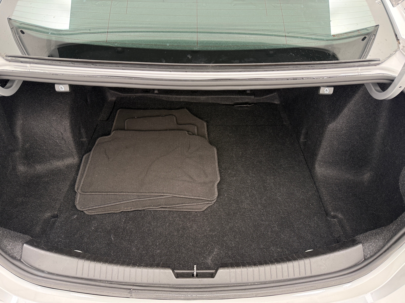 Thumbnail: 2022 Chevrolet Malibu - 7