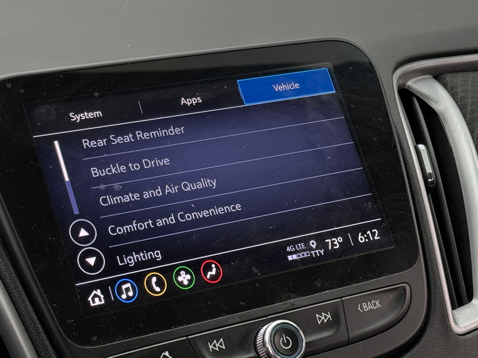 Thumbnail: 2022 Chevrolet Malibu - 4