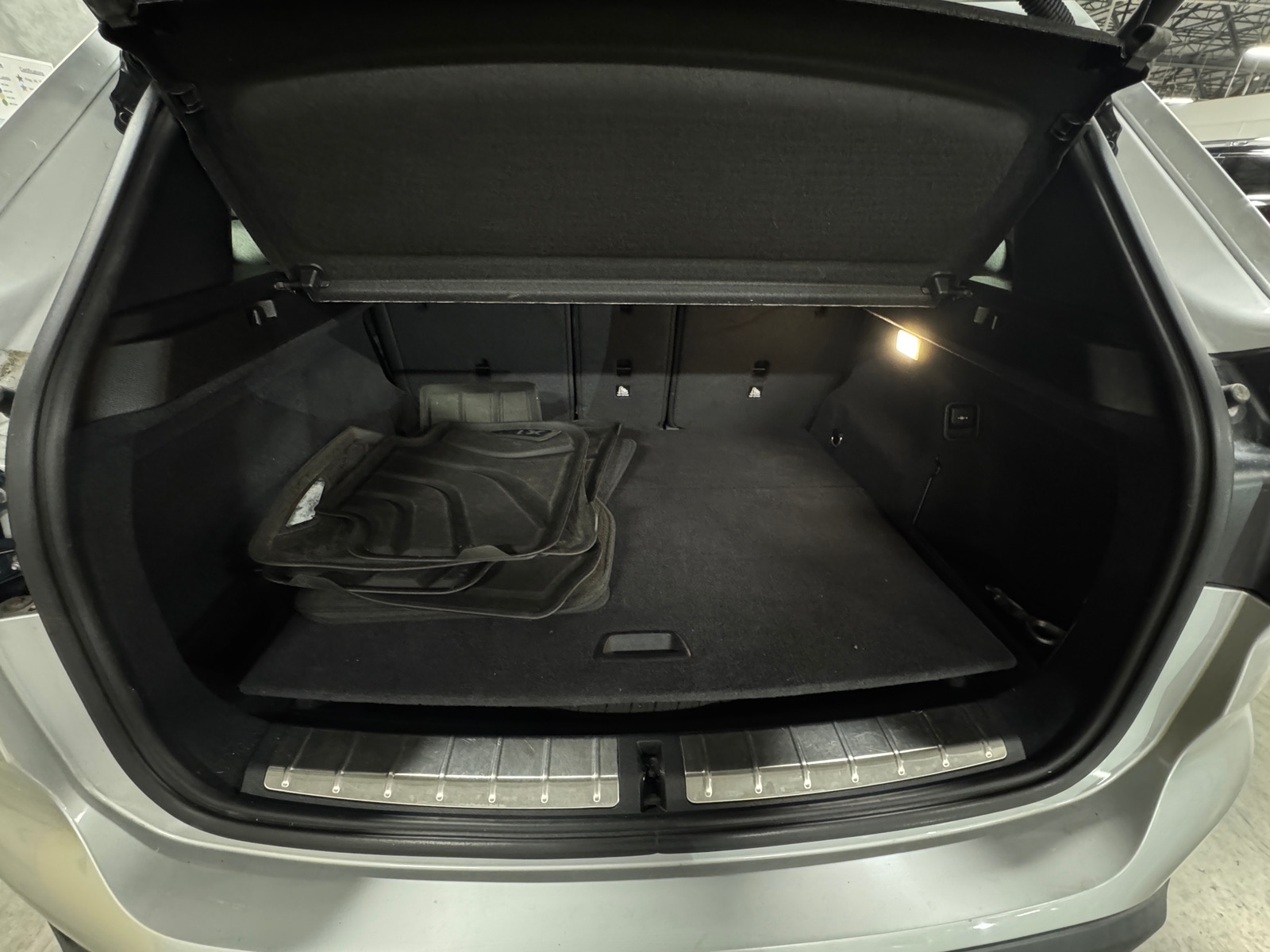 Thumbnail: 2018 BMW X1 - 6