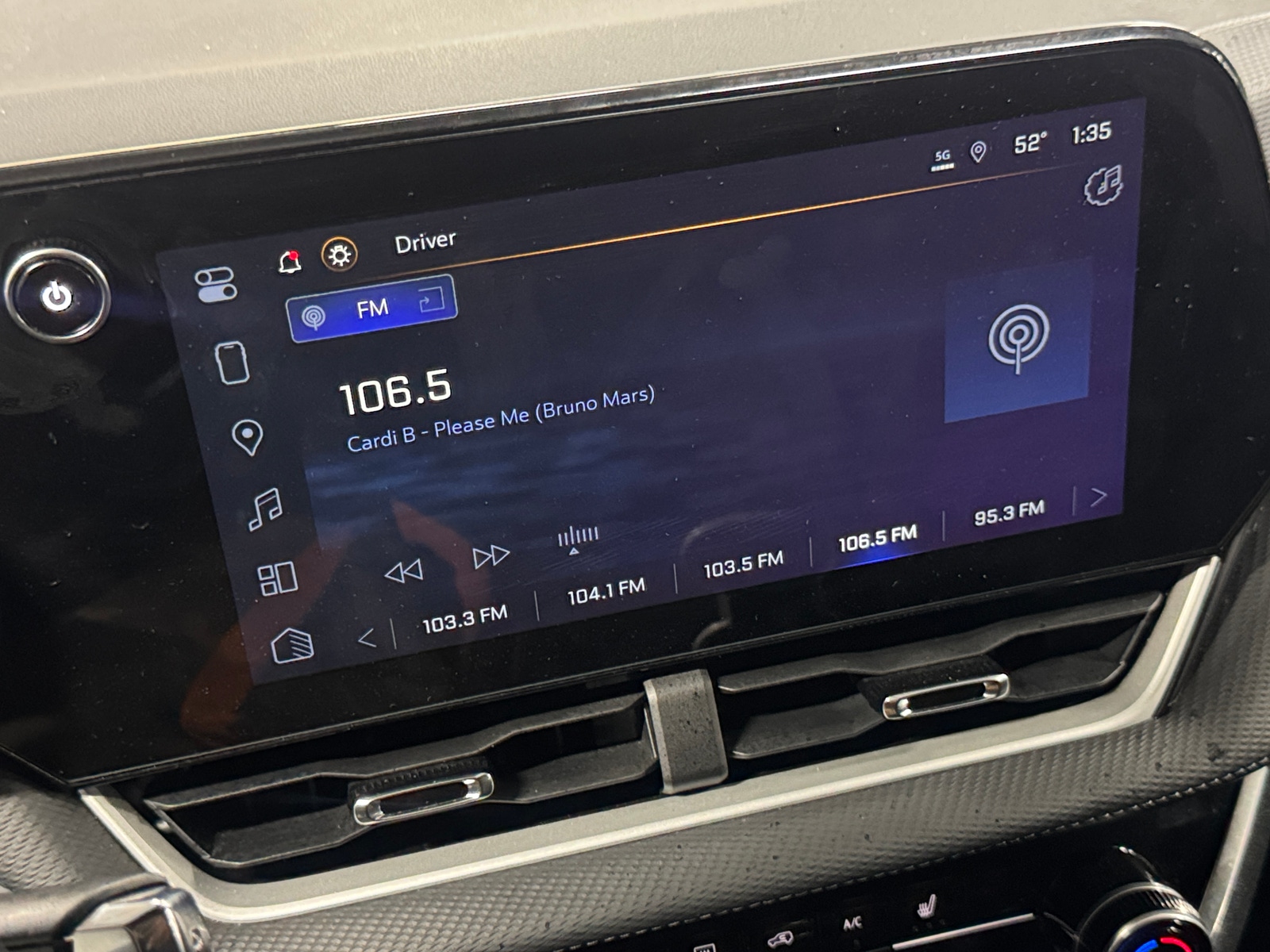 Thumbnail: 2025 Chevrolet Equinox - 4